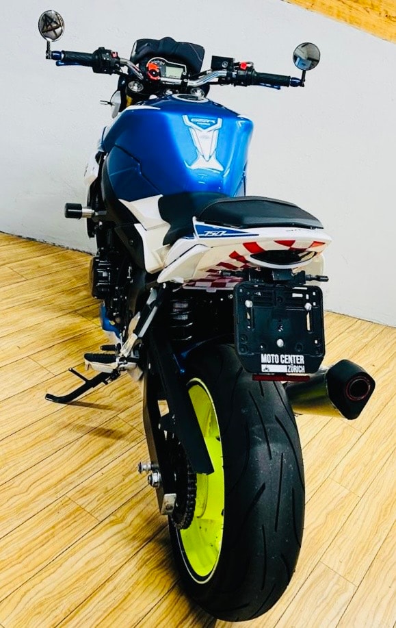 SUZUKI GSR 750 ABS-image-4