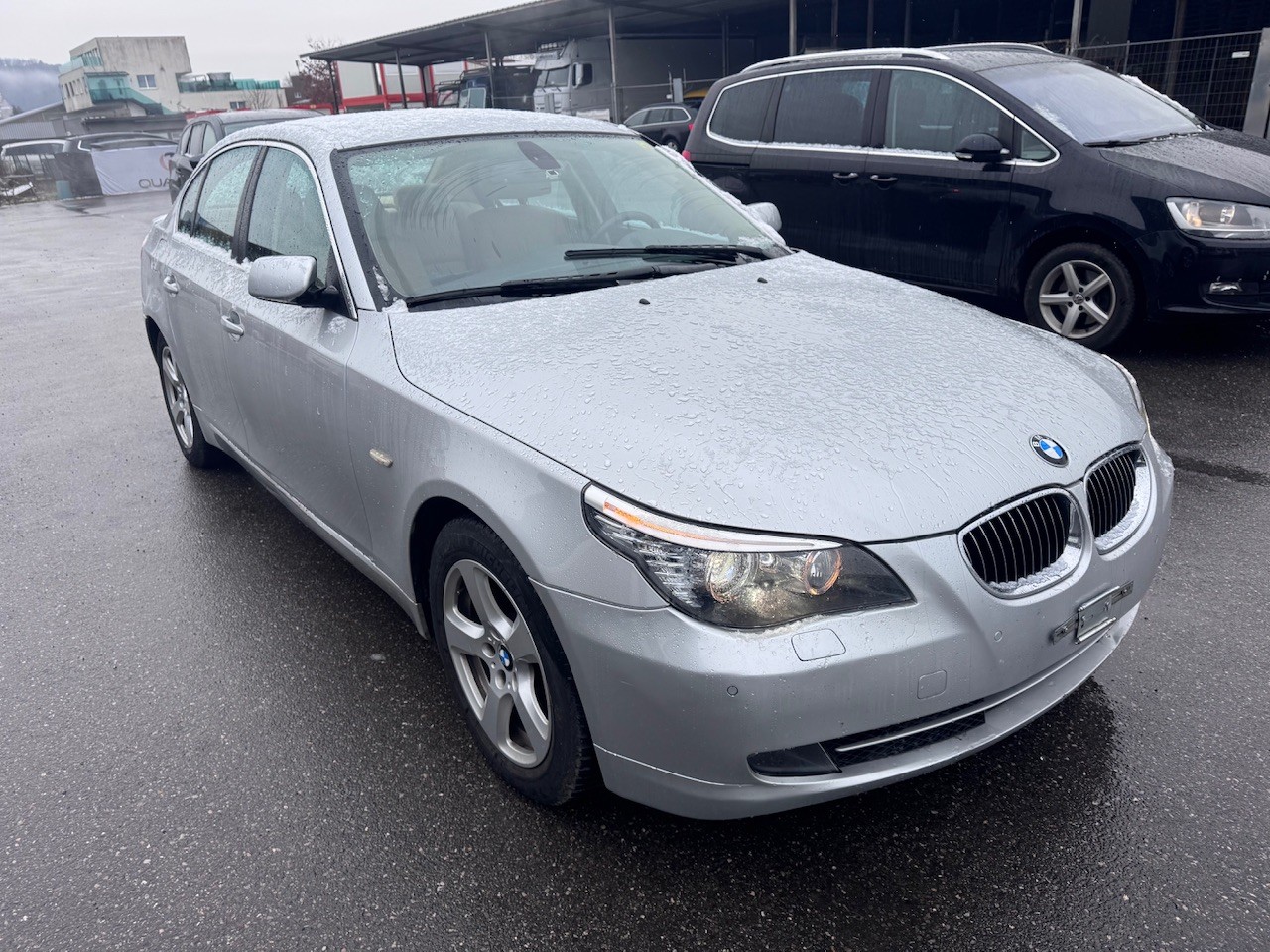 BMW 530xi Steptronic-image-2