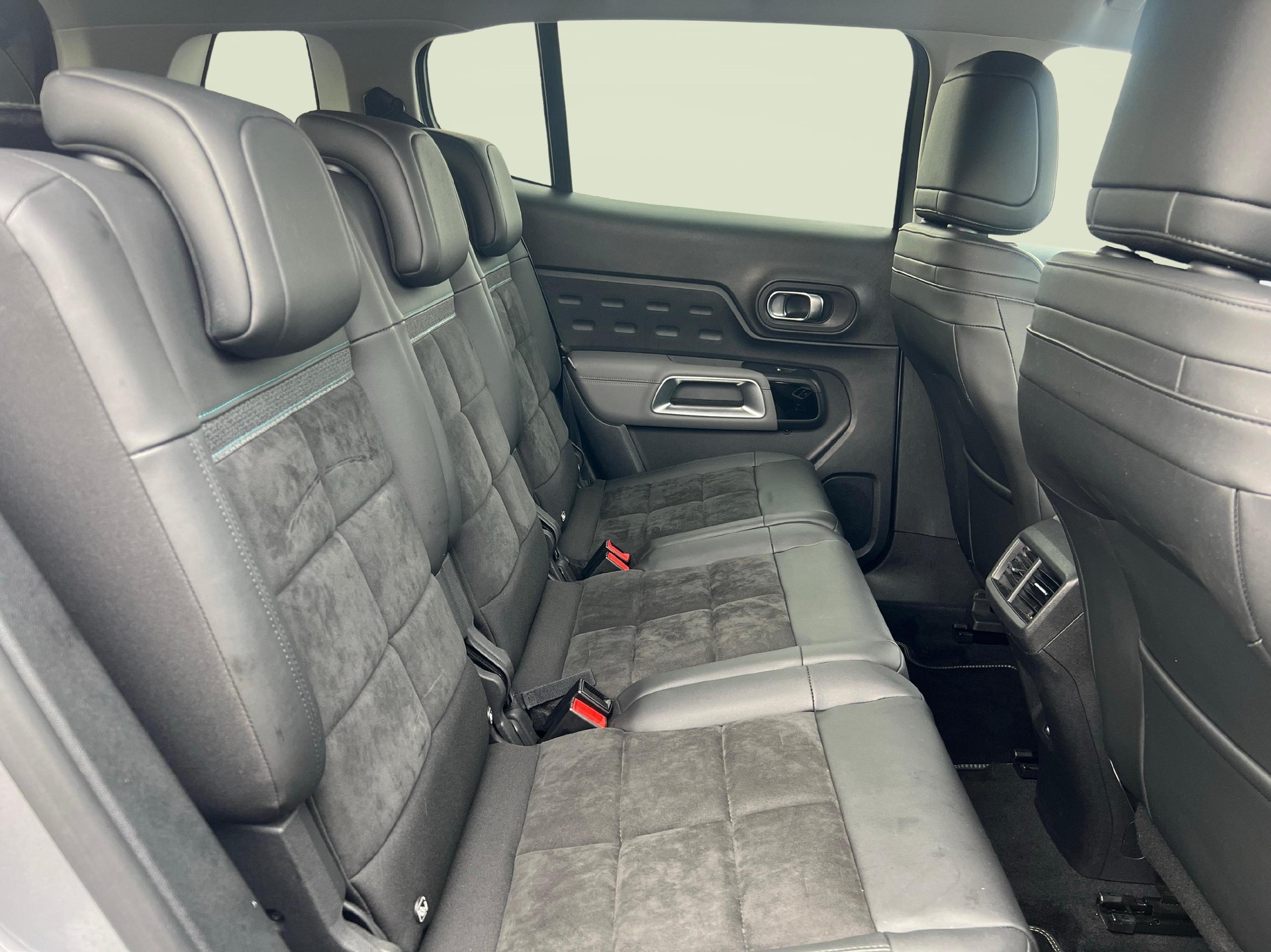 CITROEN C5 Aircross 1.2 PureTech Swiss Edition-image-14