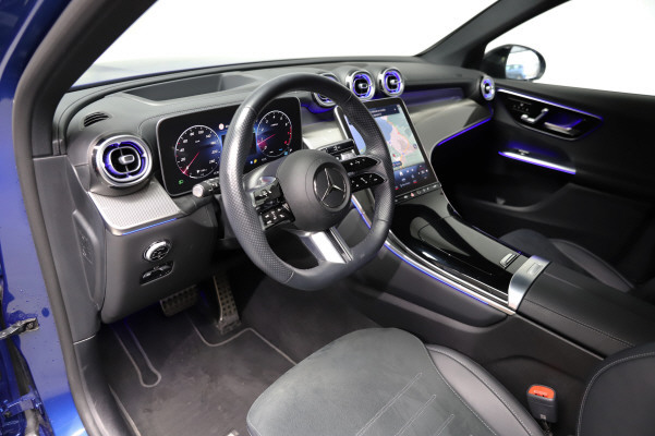 MERCEDES-BENZ GLC 300 4M AMG Line-image-7