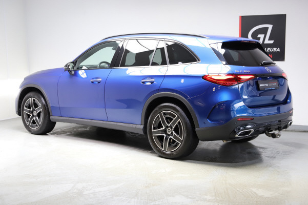 MERCEDES-BENZ GLC 300 4M AMG Line-image-2