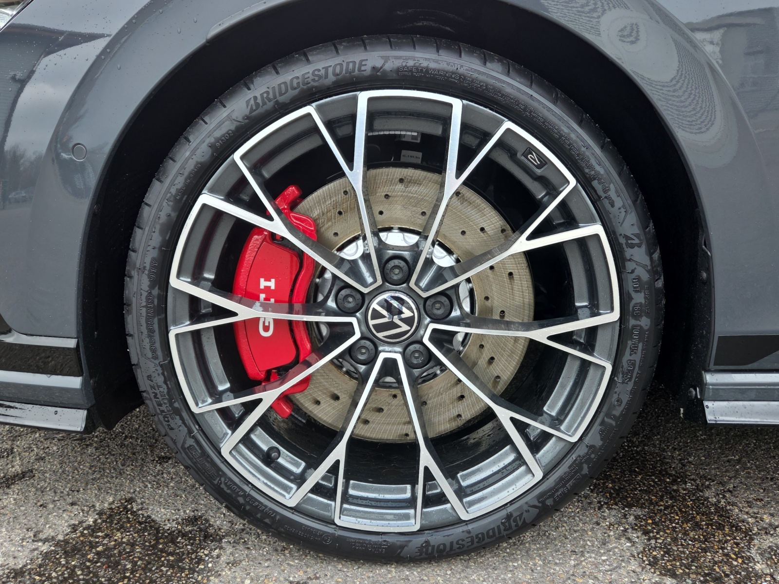 VW Golf 2.0 TSI GTI Clubsport DSG-image-9