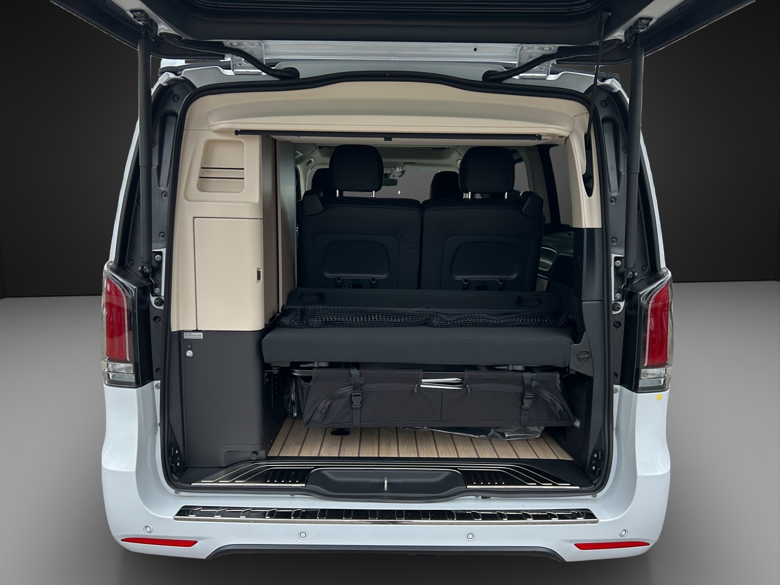 MERCEDES-BENZ Marco Polo 300 d 4M Automat-image-5