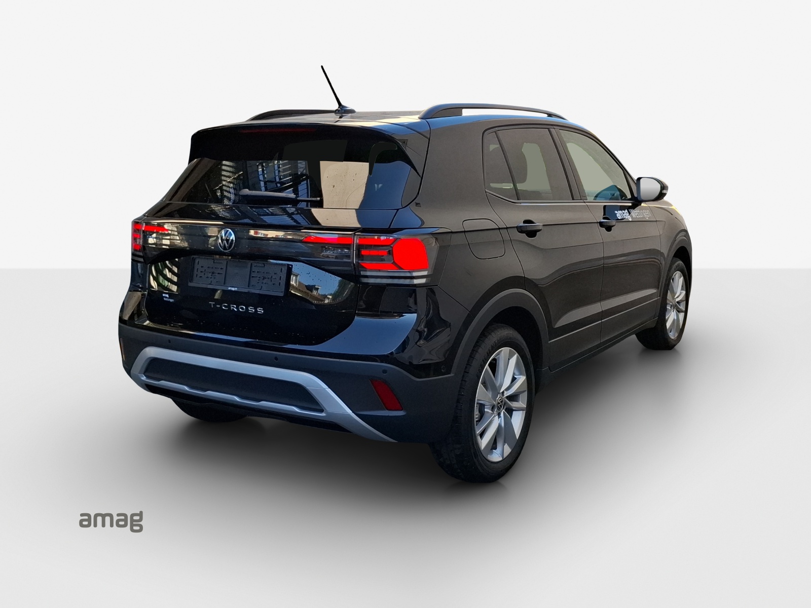 VW T-Cross 1.5 TSI EVO ACT Life DSG-image-4