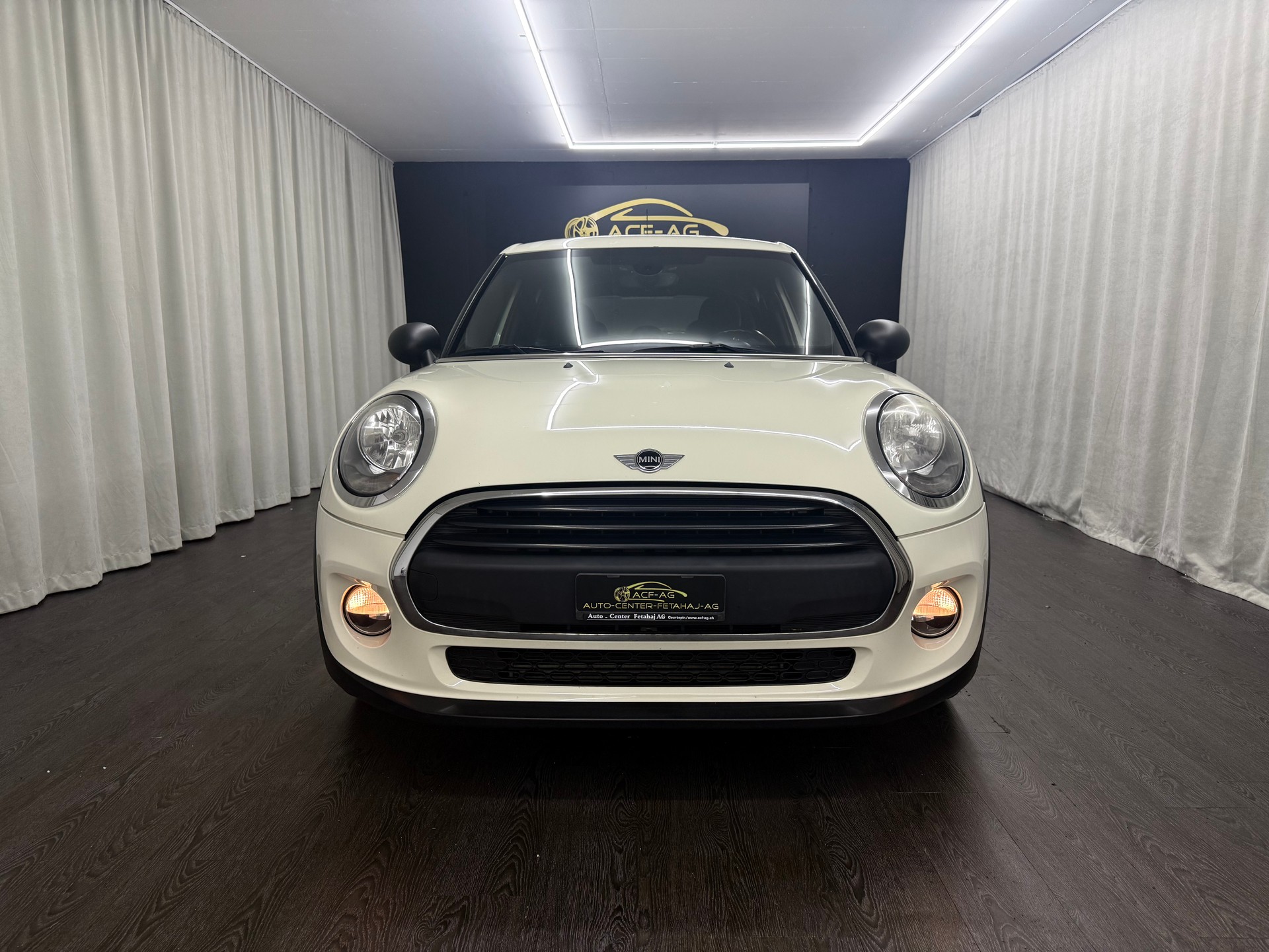 MINI One Steptronic-image-1