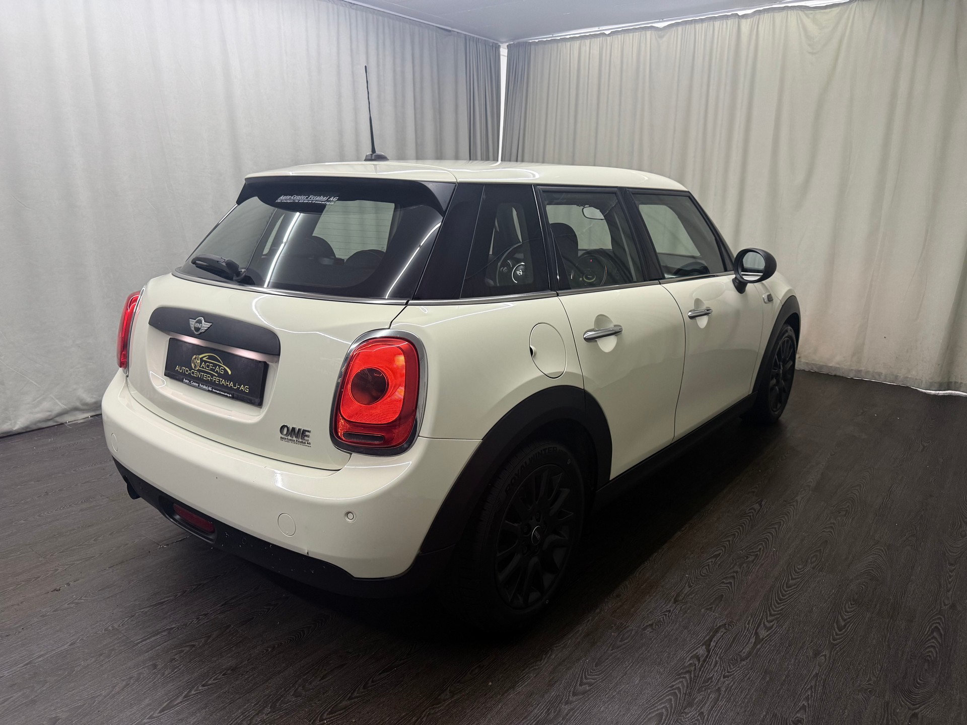 MINI One Steptronic-image-3
