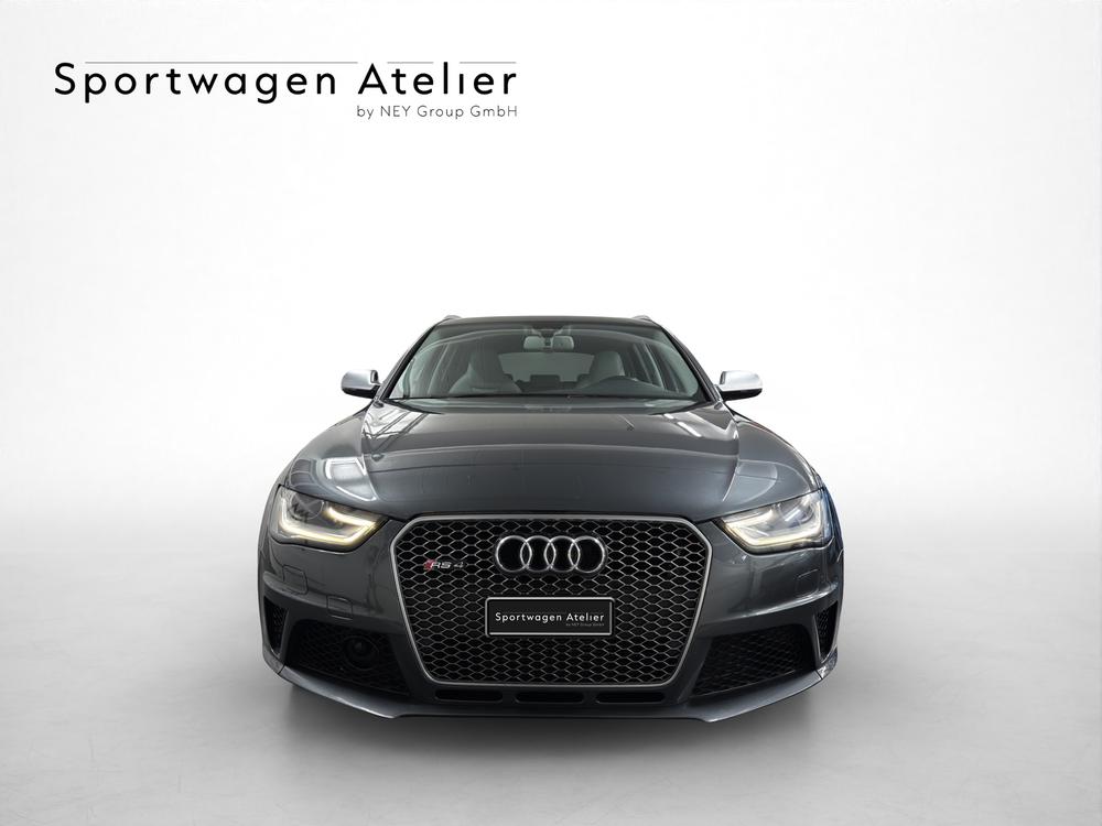AUDI RS4 Avant 4.2 FSI V8 quattro S-tronic-image-7