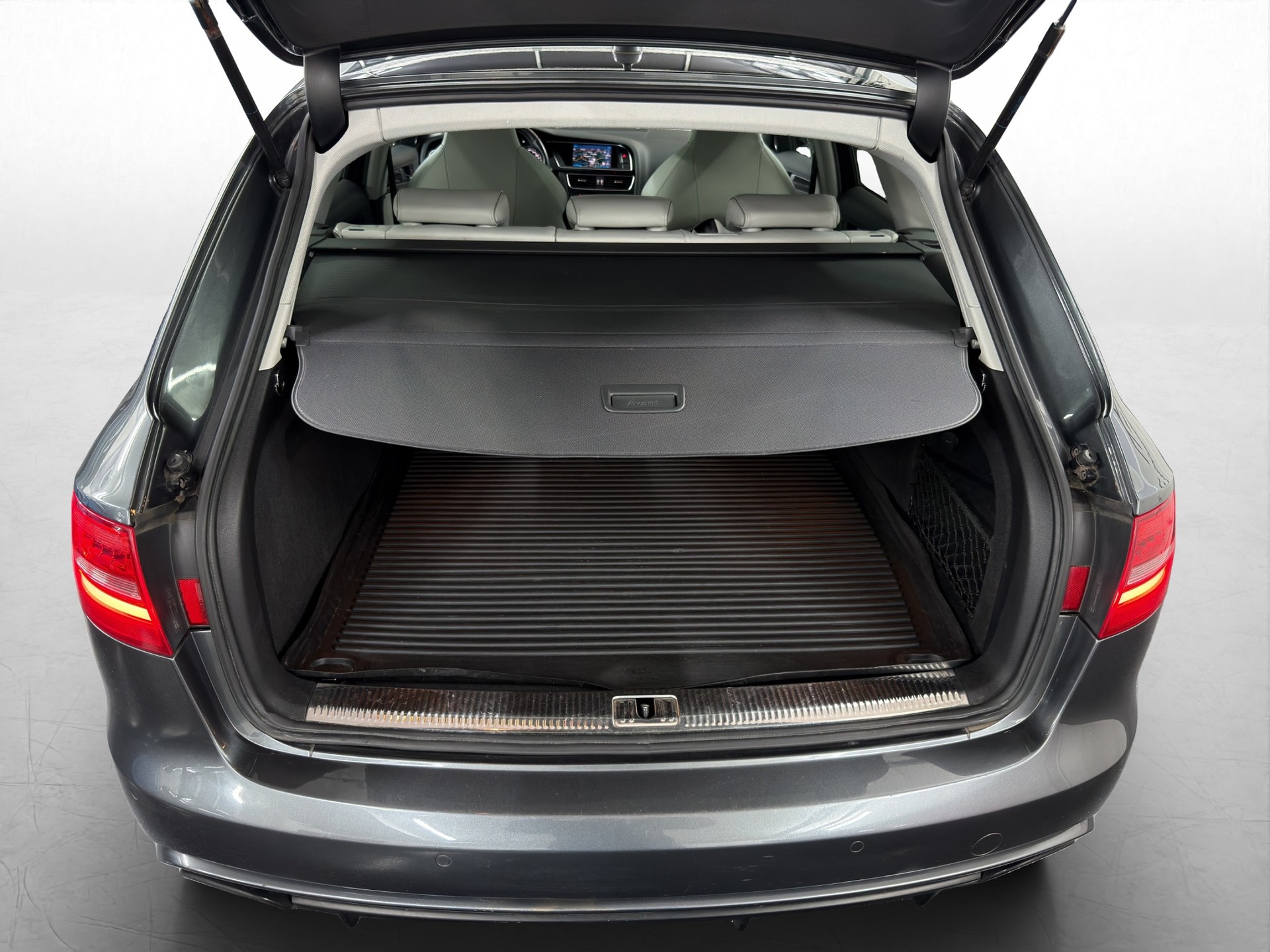 AUDI RS4 Avant 4.2 FSI V8 quattro S-tronic-image-20
