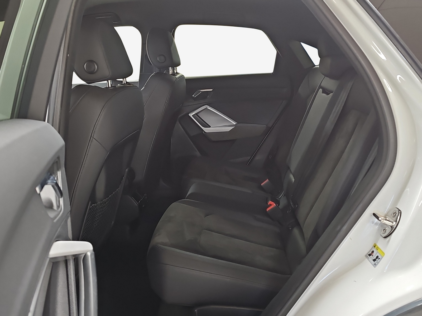 AUDI Q3 Sportback 35 TFSI Attraction S-tronic-image-11