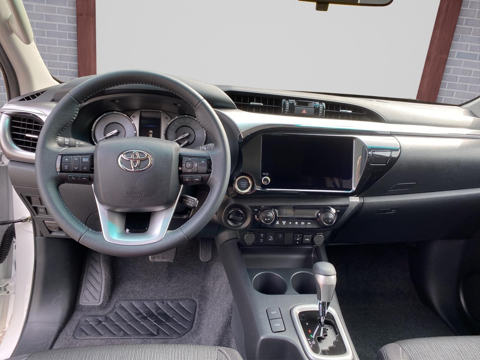 TOYOTA Hilux Double Cab.-Pick-up 2.4 D-4D 150 Style-image-6
