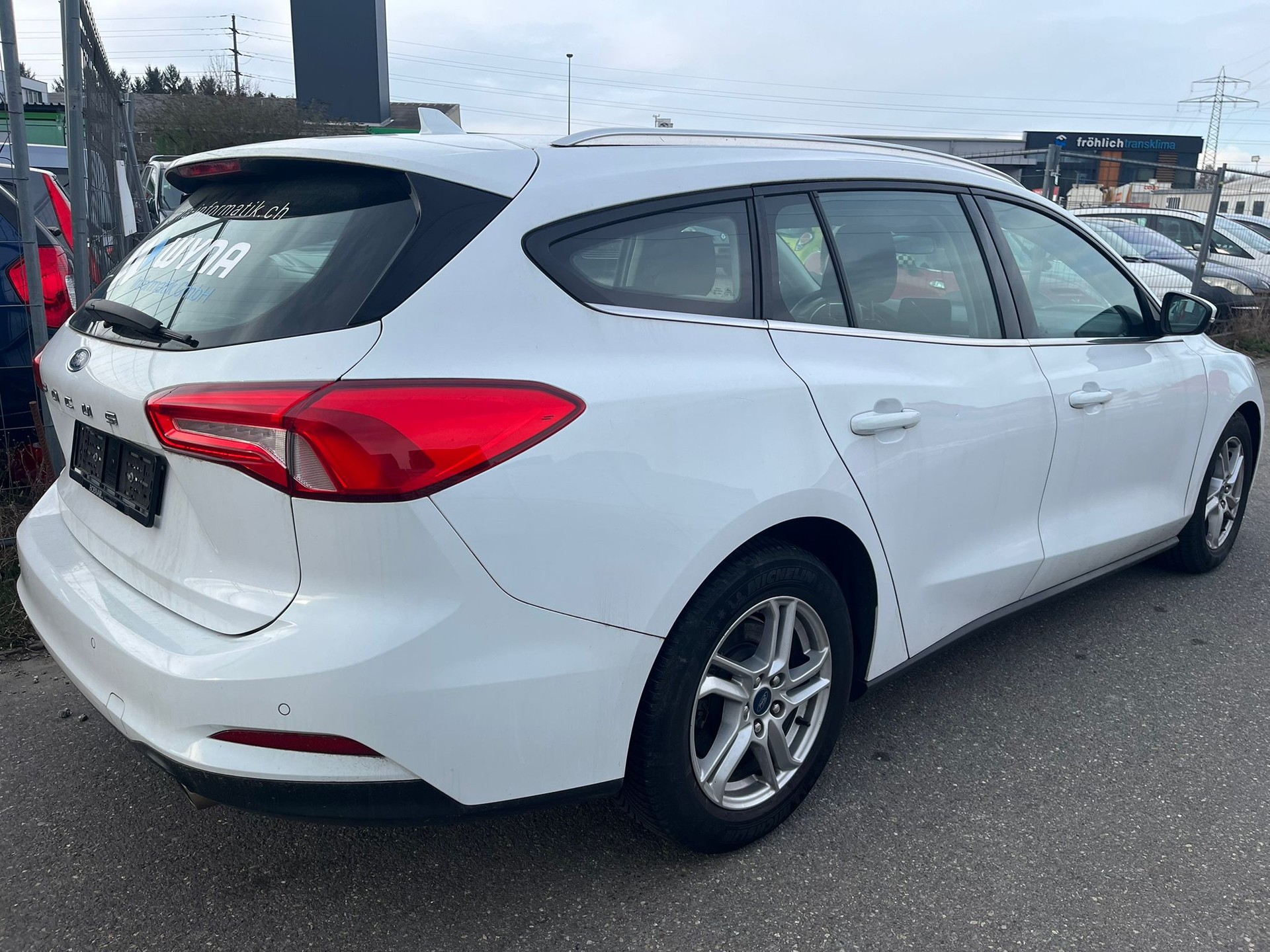 FORD Focus 1.5 TDCi Titanium Automatic-image-3