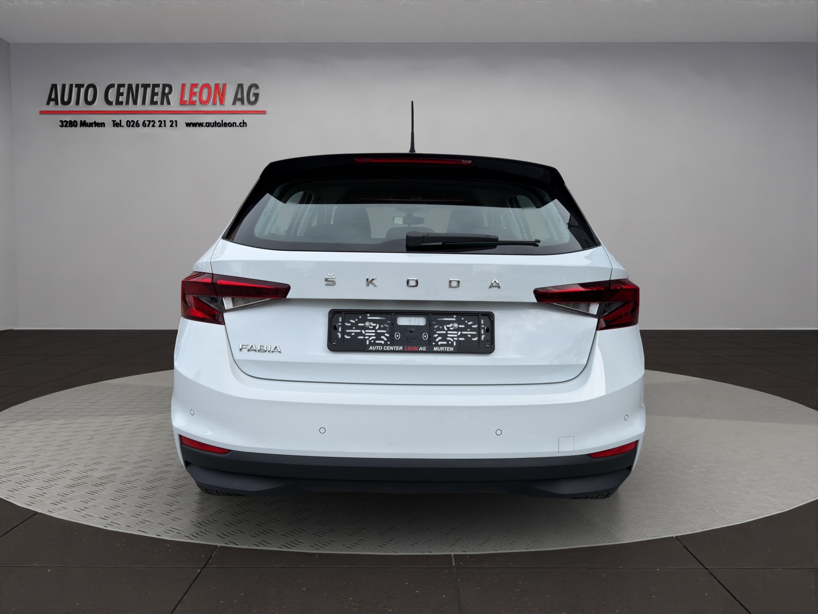 SKODA Fabia 1.0 MPI Active-image-4