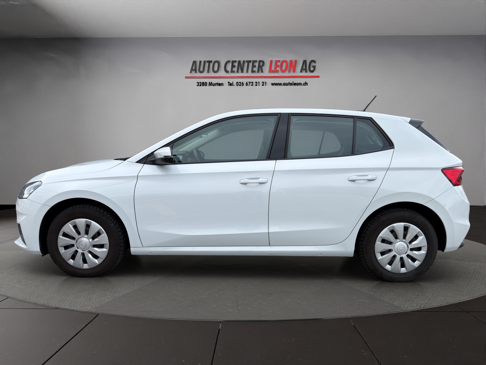 SKODA Fabia 1.0 MPI Active-image-2