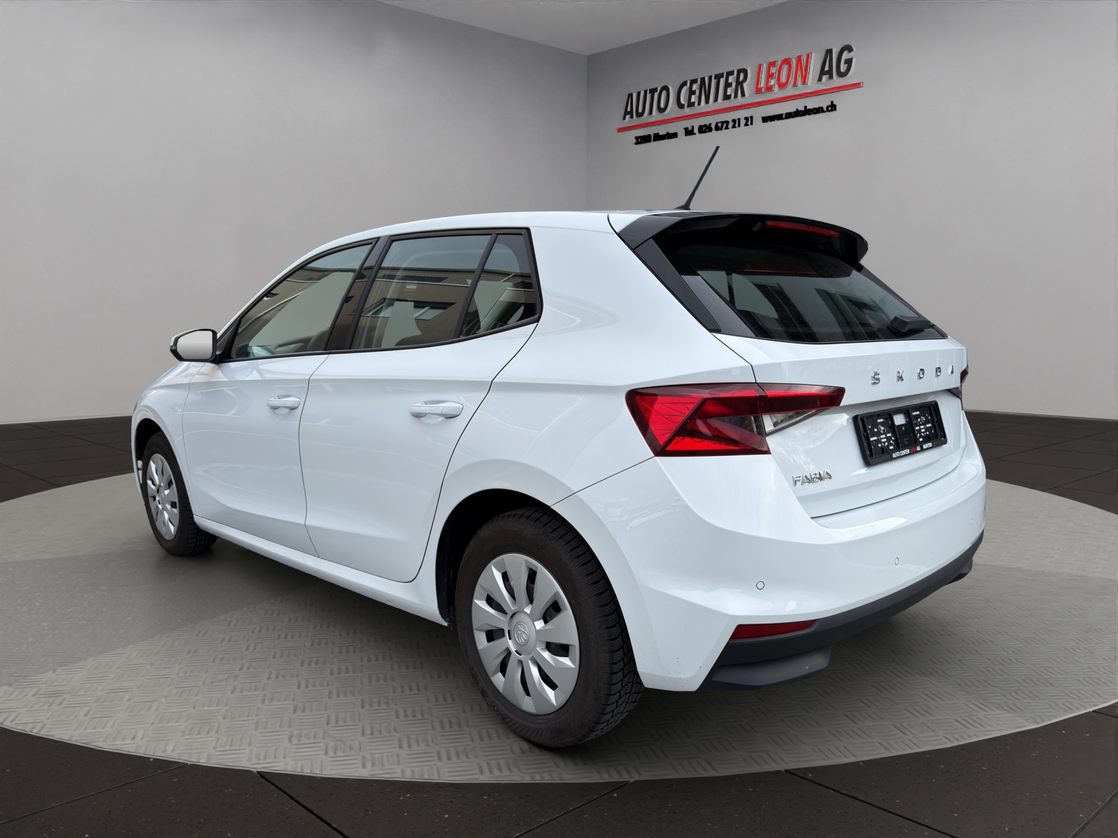 SKODA Fabia 1.0 MPI Active-image-3