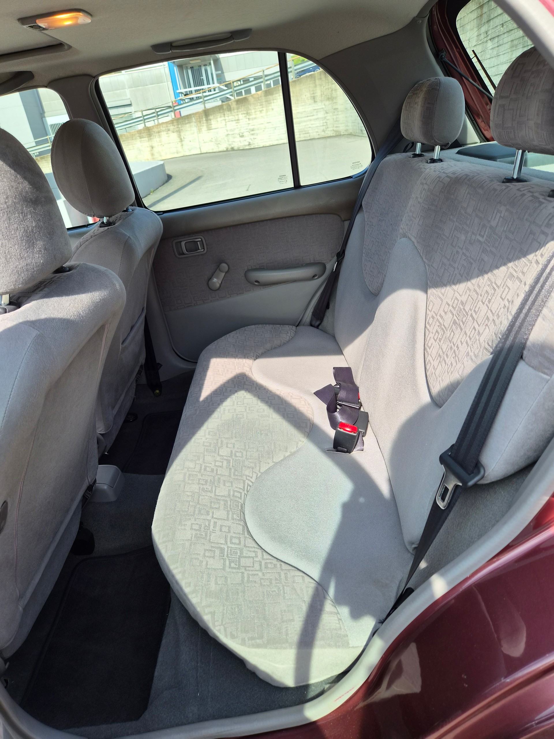 NISSAN Micra 1.4 Sport-image-5