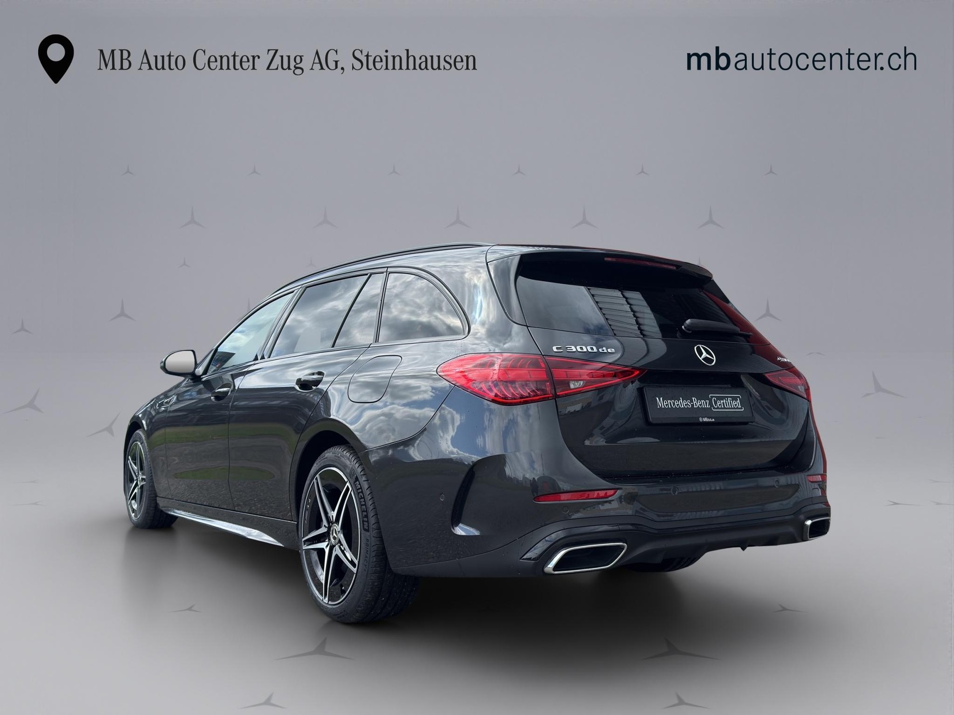 MERCEDES-BENZ C 300 de AMG Line 4matic Kombi-image-3