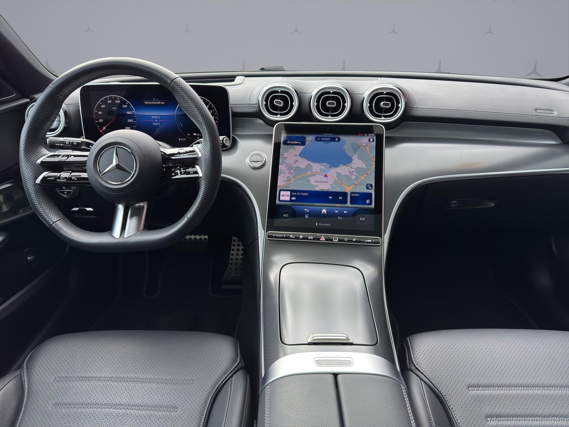 MERCEDES-BENZ C 300 de AMG Line 4matic Kombi-image-12