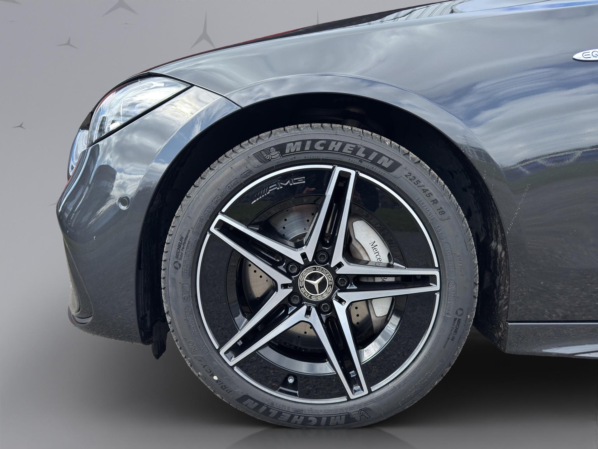MERCEDES-BENZ C 300 de AMG Line 4matic Kombi-image-2