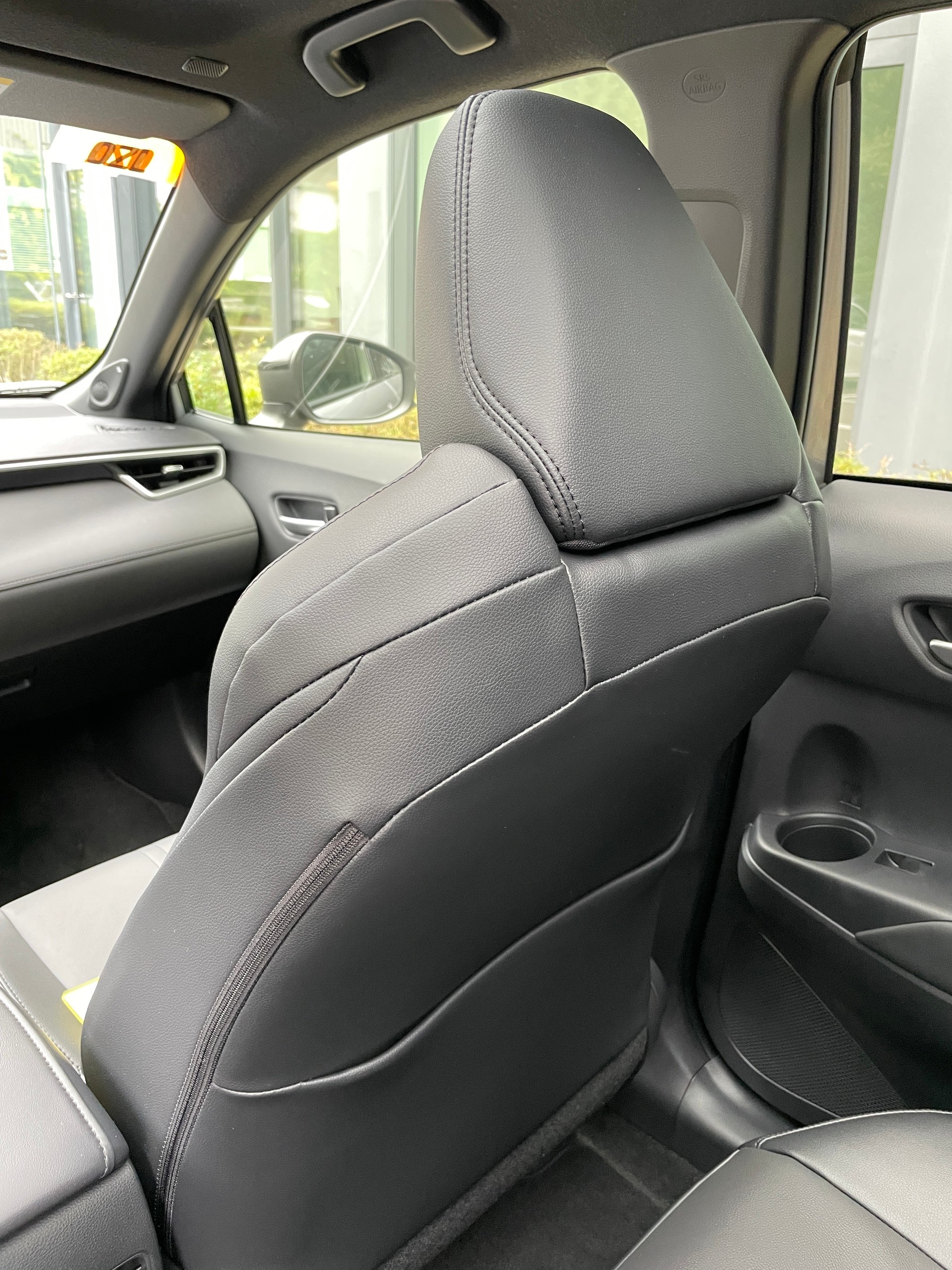 TOYOTA Corolla Cross 2.0 Premium e-CVT AWD (New Modell 2026)-image-17