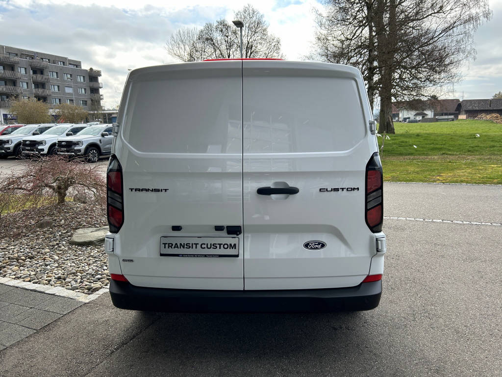 FORD Transit Custom Van 320 L1 2.5 Duratec 233 Trend PHEV-showroom-element-3