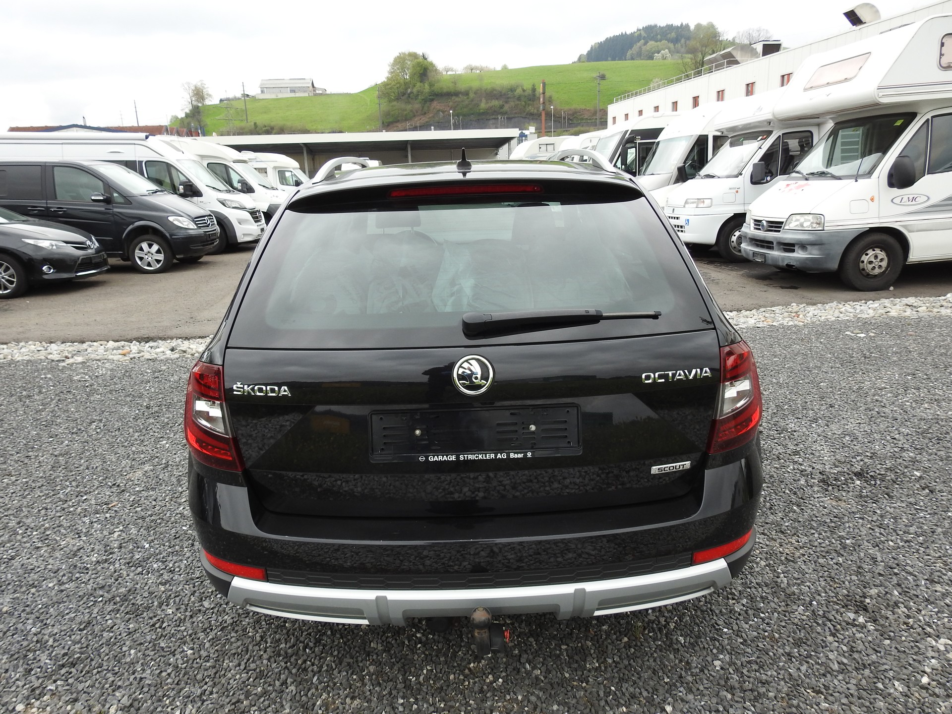SKODA Octavia Combi 2.0 TDI Scout 4x4 DSG-image-4