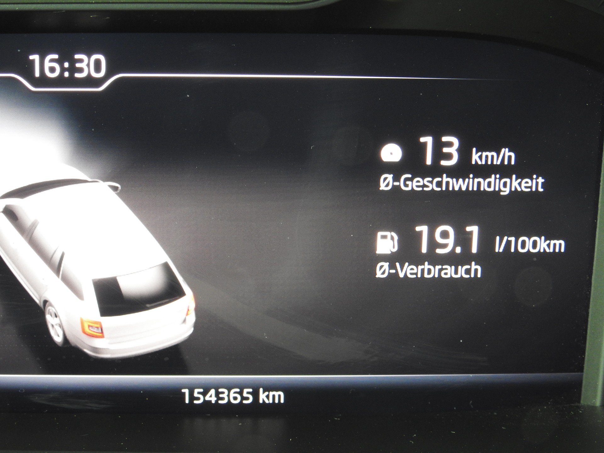 SKODA Octavia Combi 2.0 TDI Scout 4x4 DSG-image-22