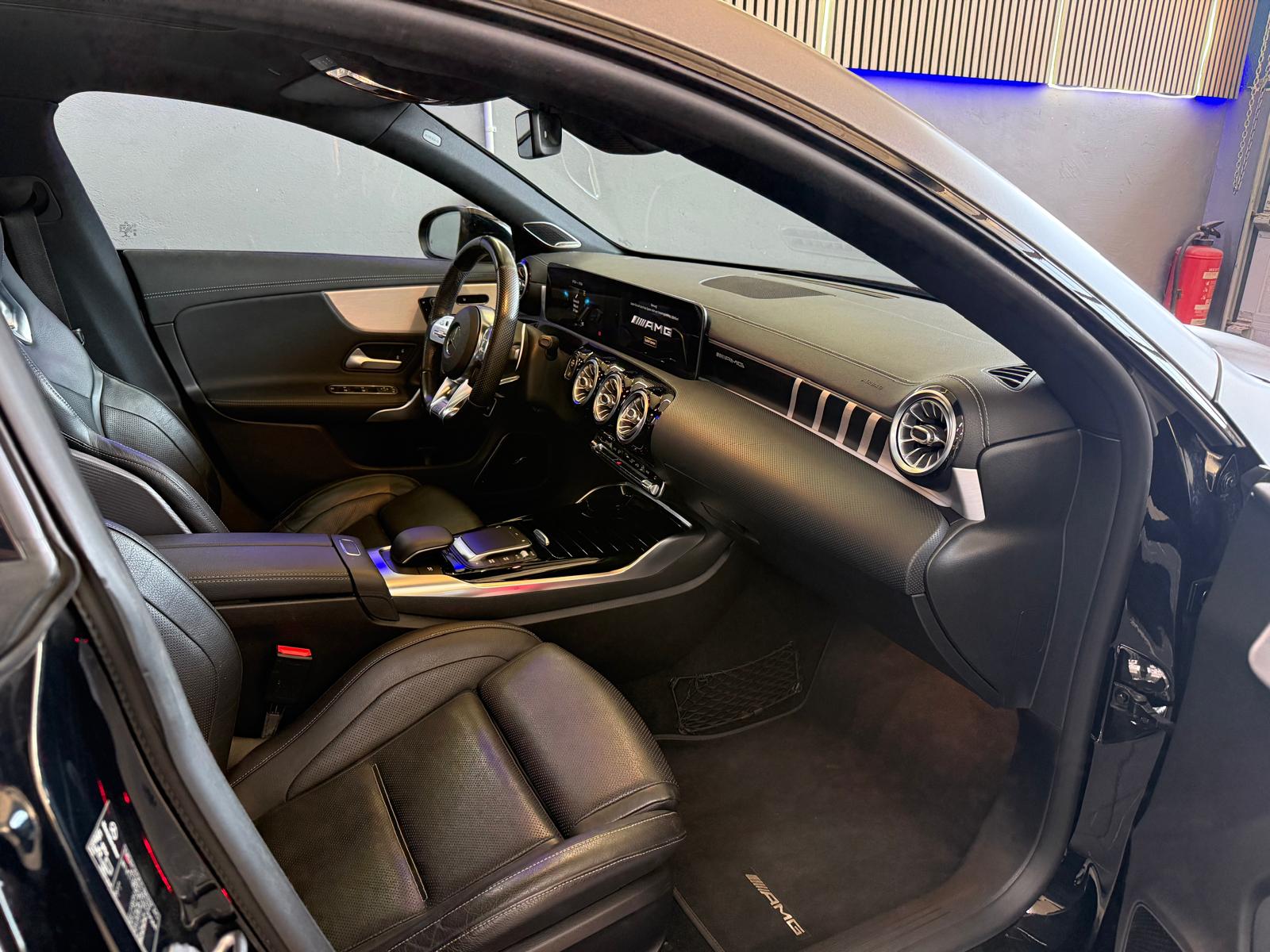 MERCEDES-BENZ CLA 45 S AMG 4Matic+ 8G-DCT-image-12