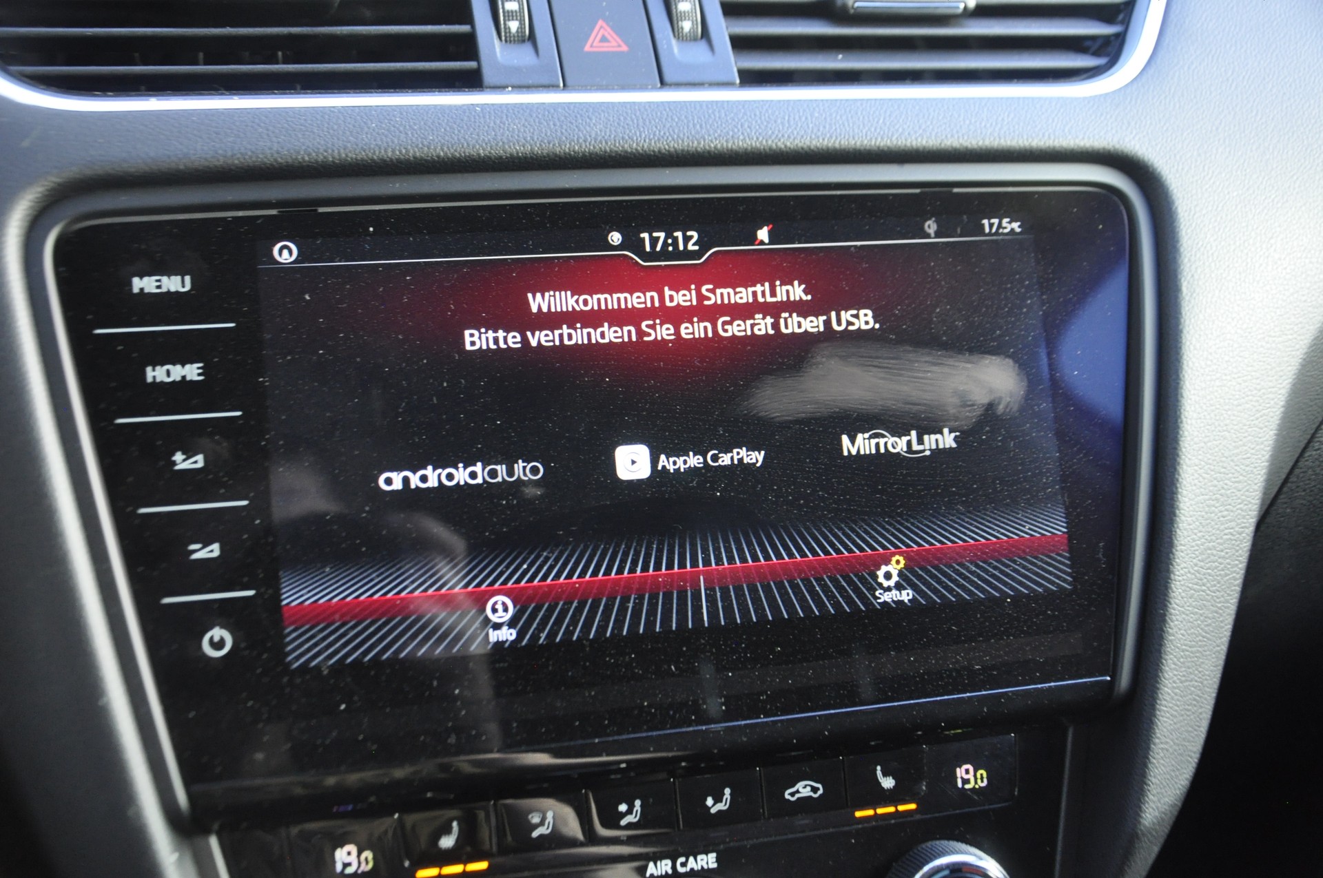 SKODA Octavia Combi 2.0 TDI Style DSG I Anhängerkupplung-image-11