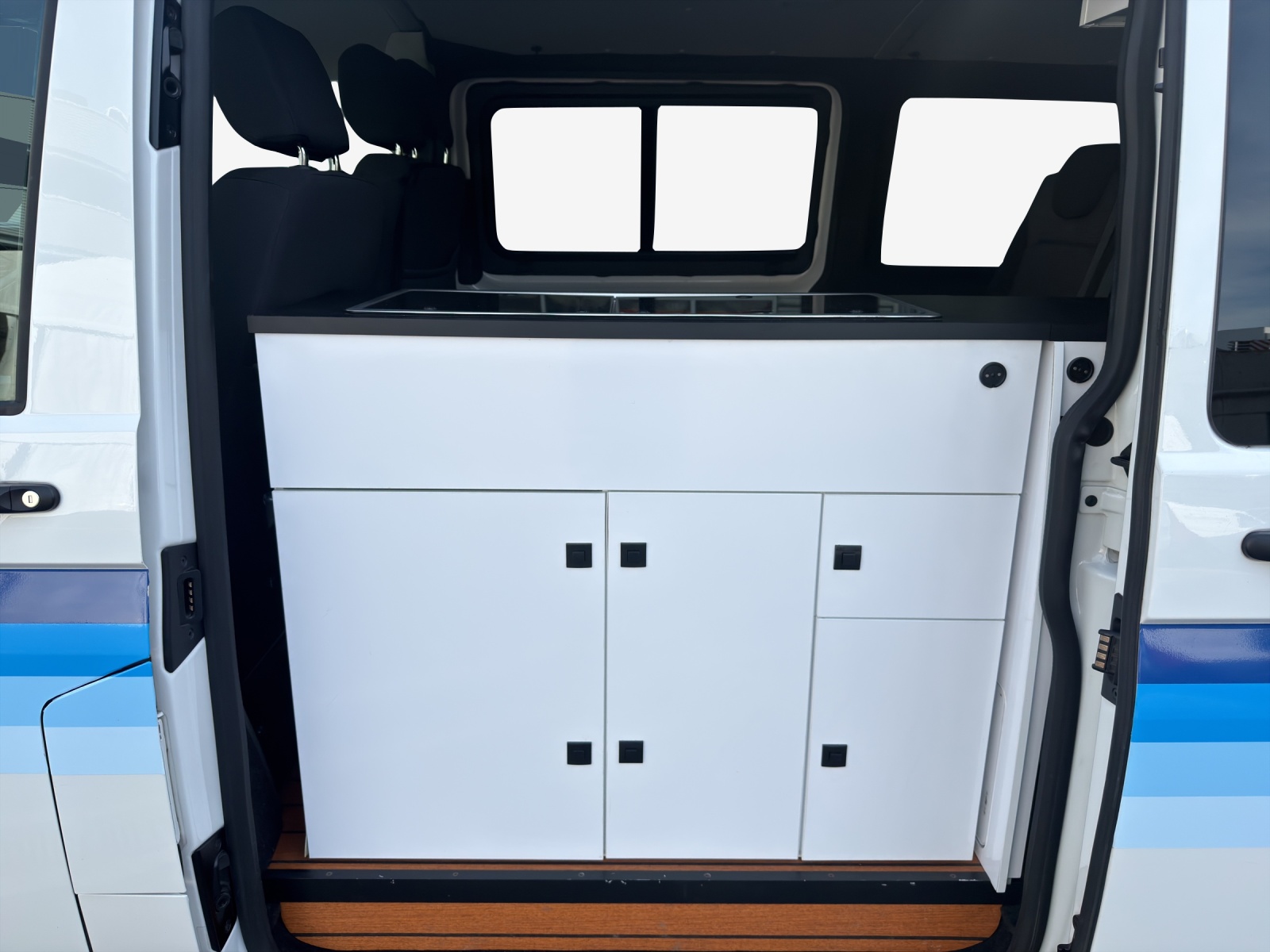 VW T6.1 2.0 TDI Envia Pure-image-15