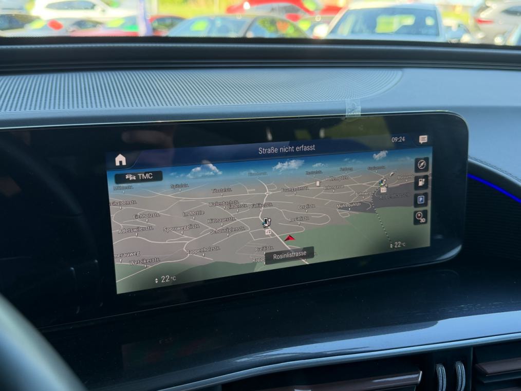 MERCEDES-BENZ EQC 400 AMG Line 4Matic-image-6
