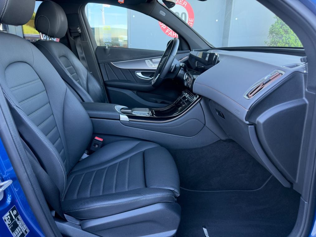 MERCEDES-BENZ EQC 400 AMG Line 4Matic-image-9