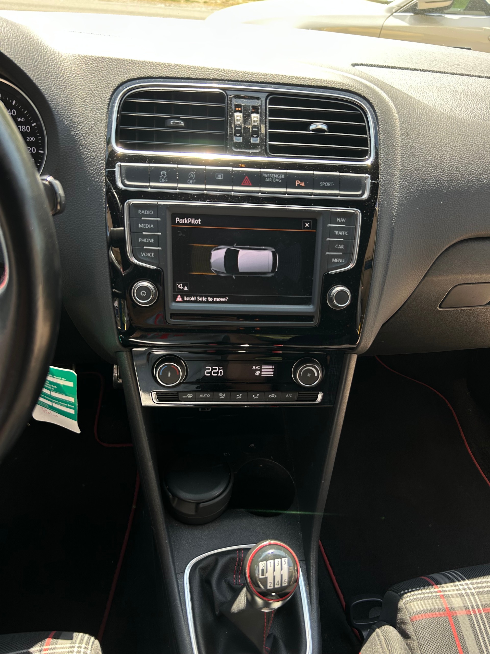 VW Polo 1.8 TSI GTI-image-14