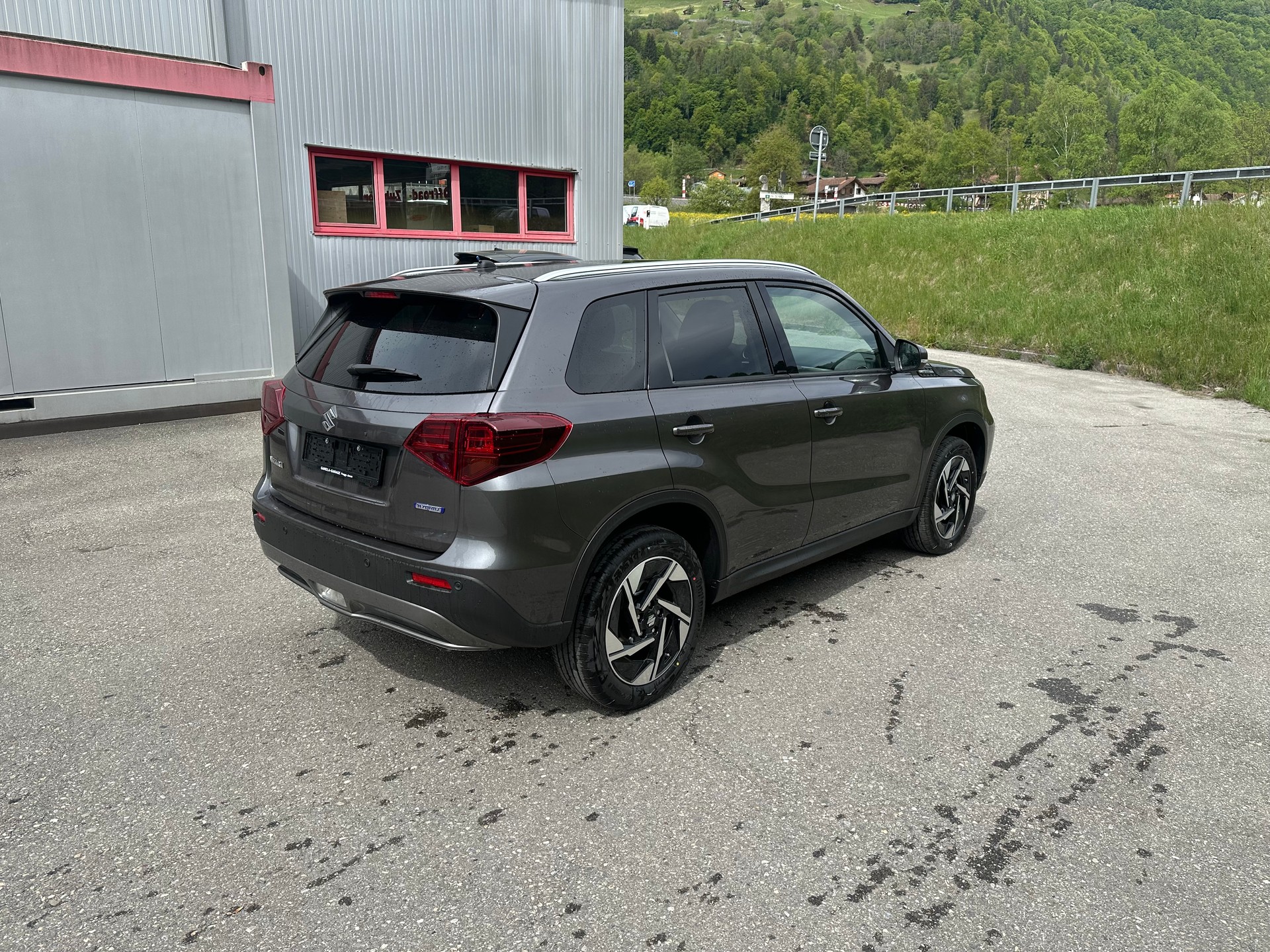 SUZUKI Vitara 1.4 Boosterjet Compact Top 4x4 Hybrid Automatic-image-4