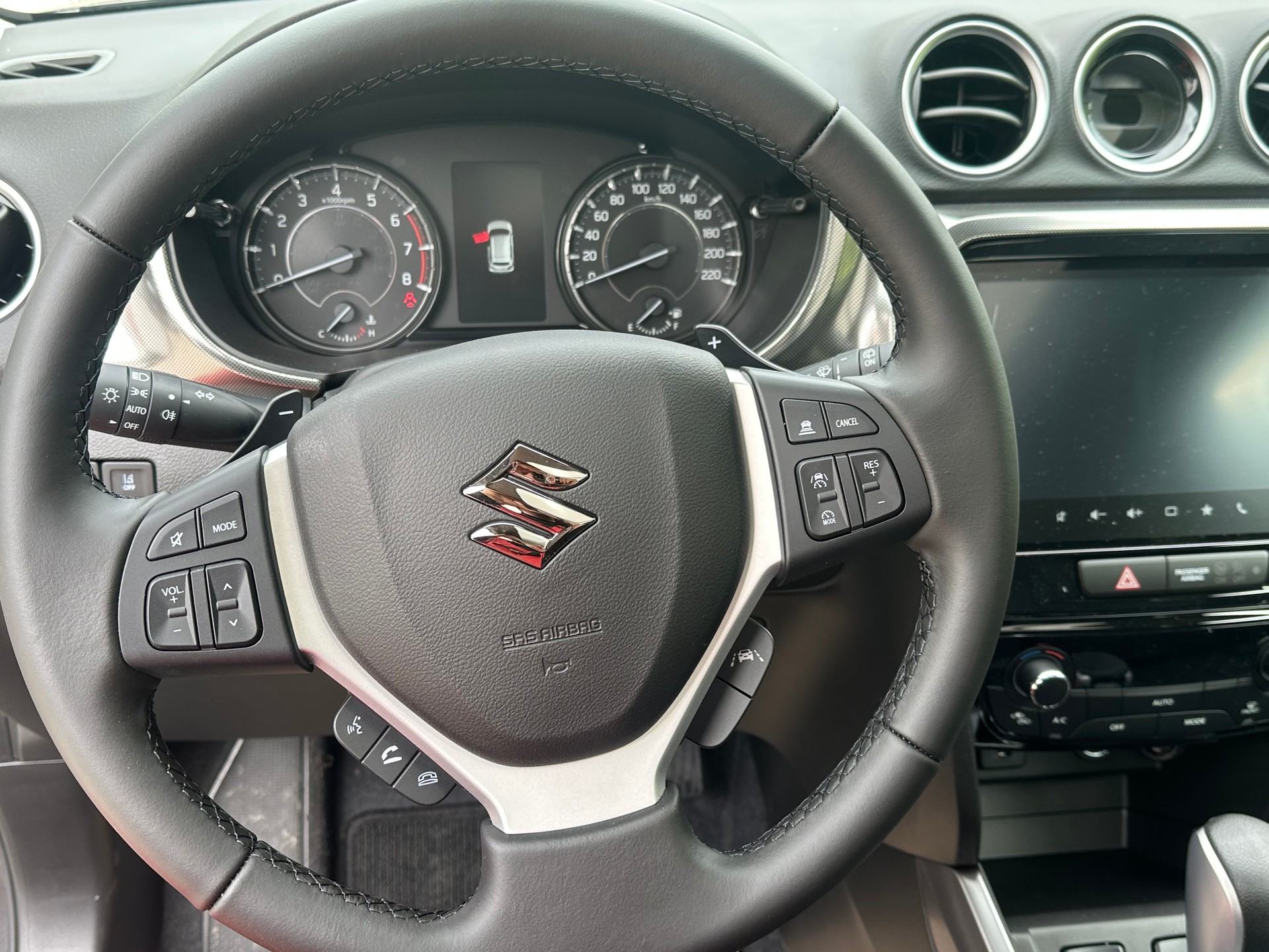 SUZUKI Vitara 1.4 Boosterjet Compact Top 4x4 Hybrid Automatic-image-10