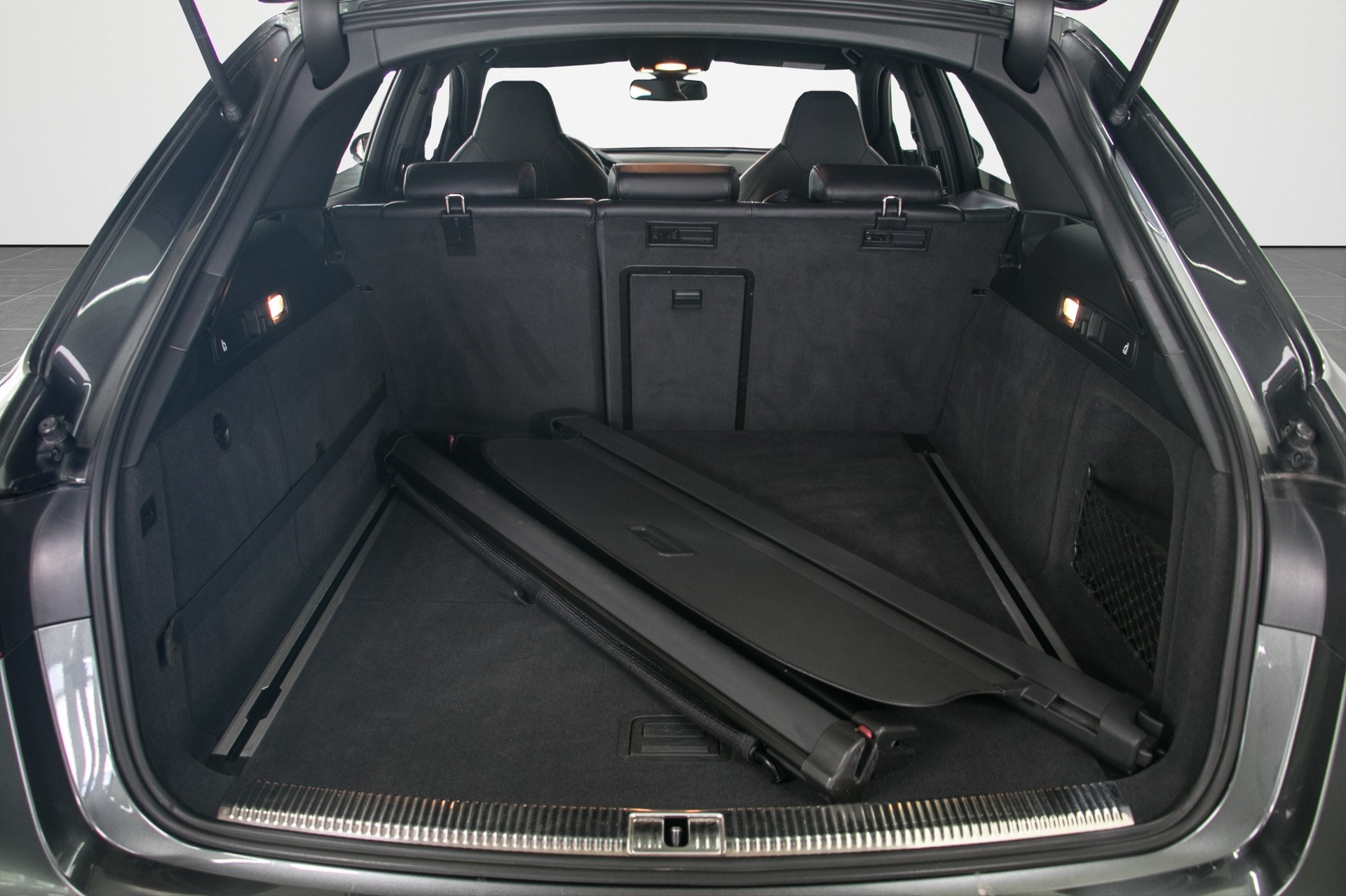 AUDI S6 Avant 4.0 TFSI V8 quattro S-tronic-image-15