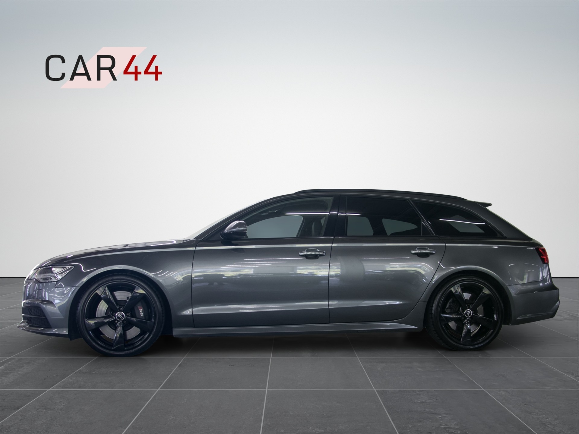 AUDI S6 Avant 4.0 TFSI V8 quattro S-tronic-image-1