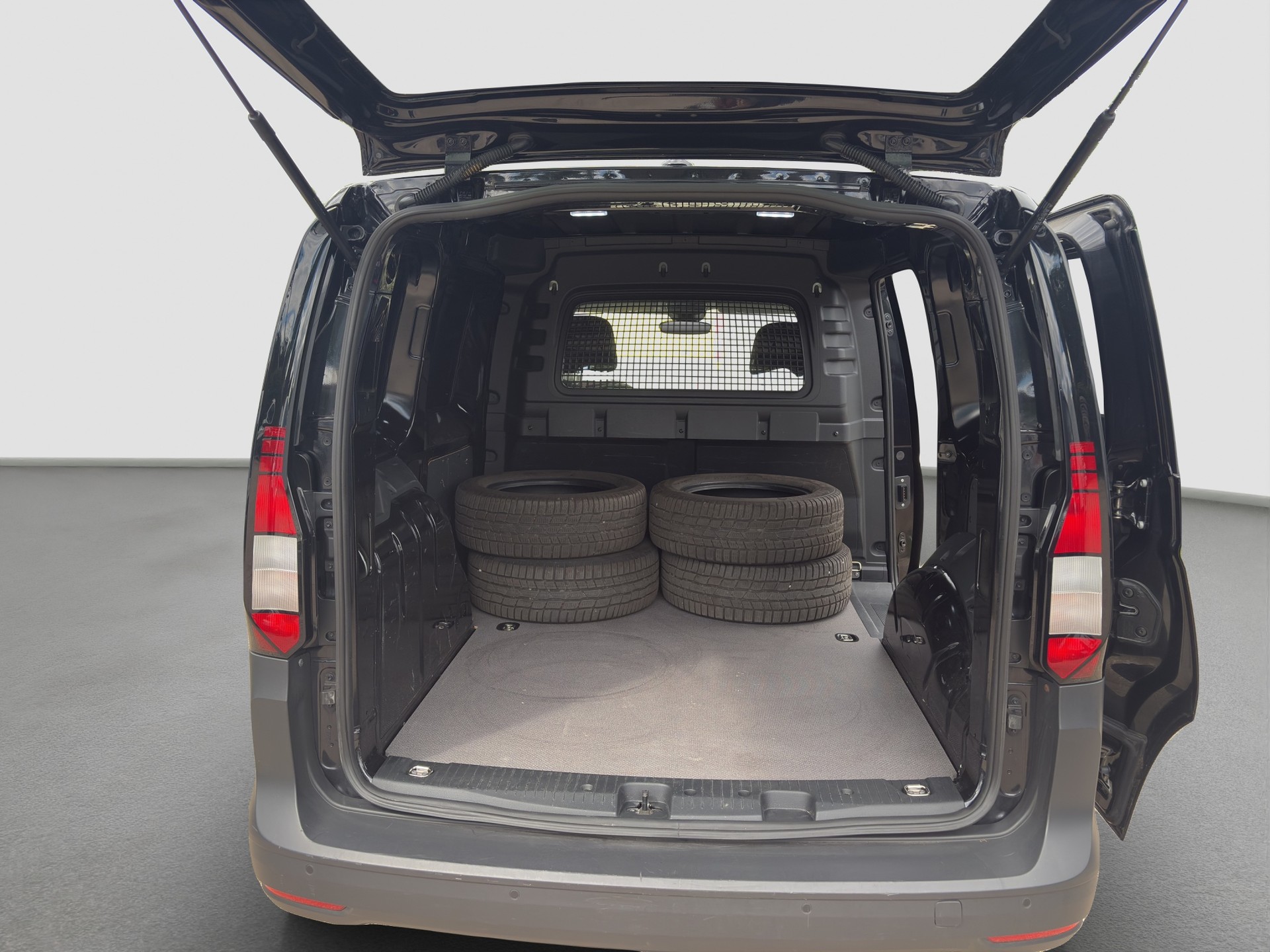 VW Caddy Cargo 2.0TDI DSG-image-15
