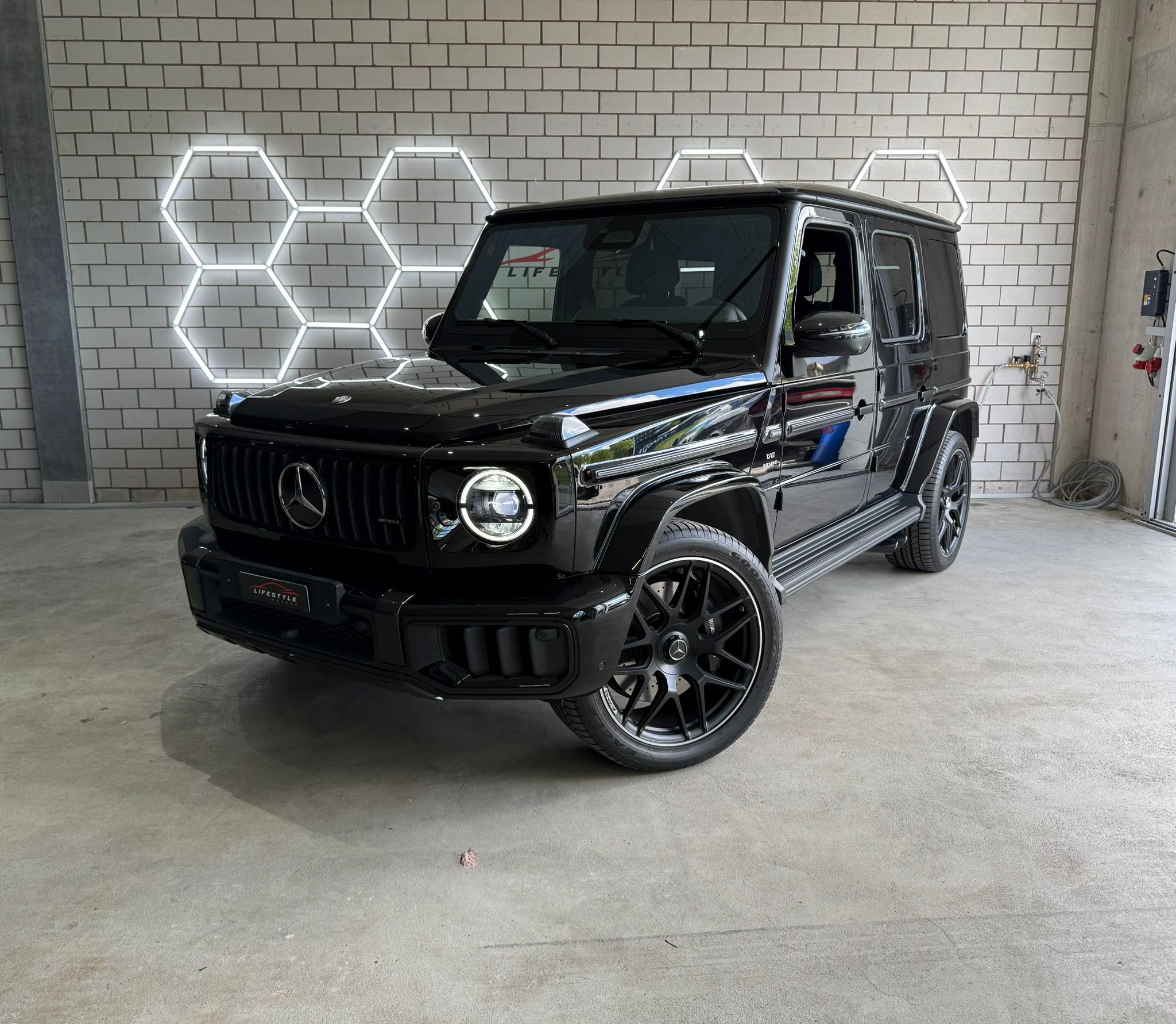 Car photo