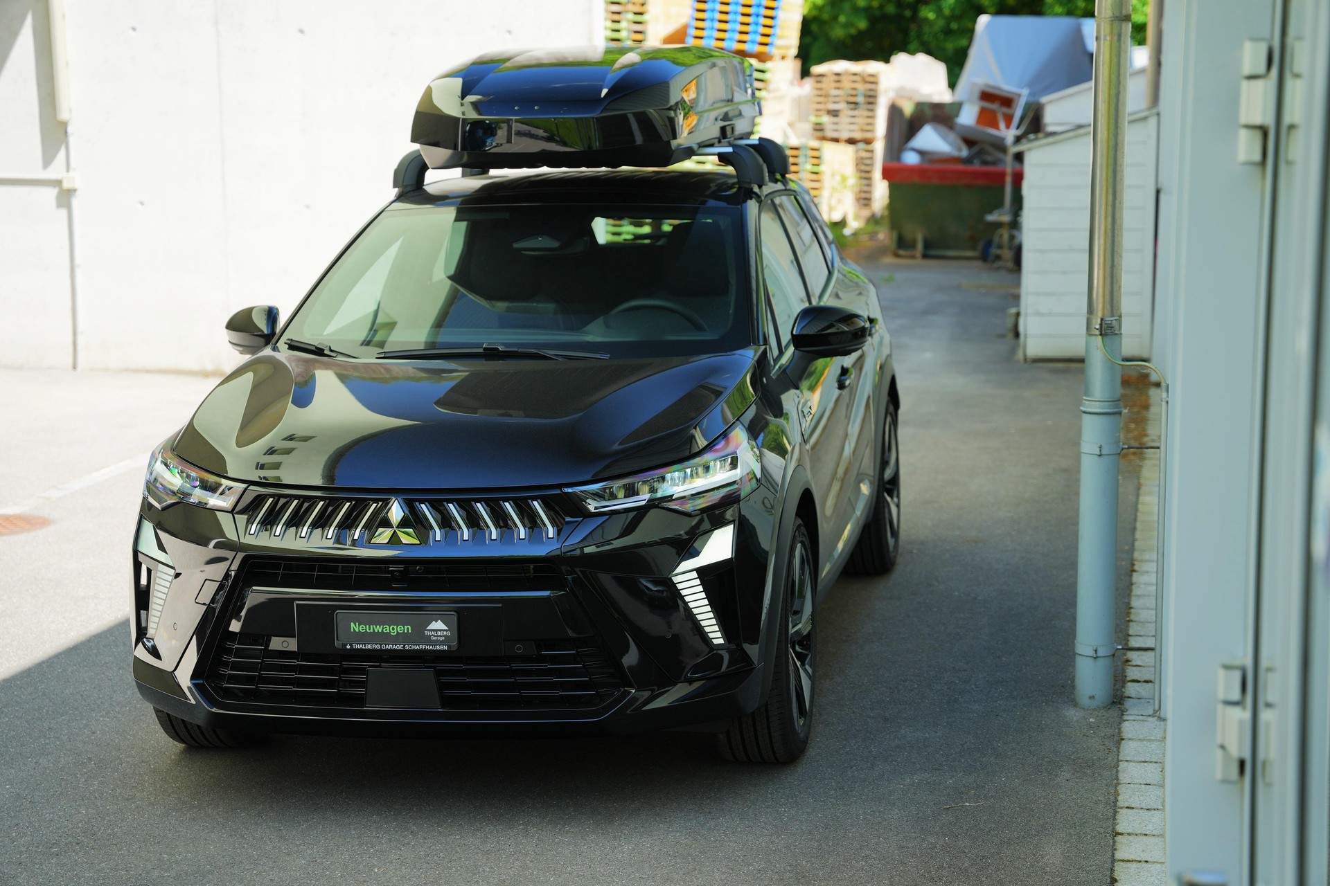 MITSUBISHI Grandis 1.8 HEV Intense-image-1