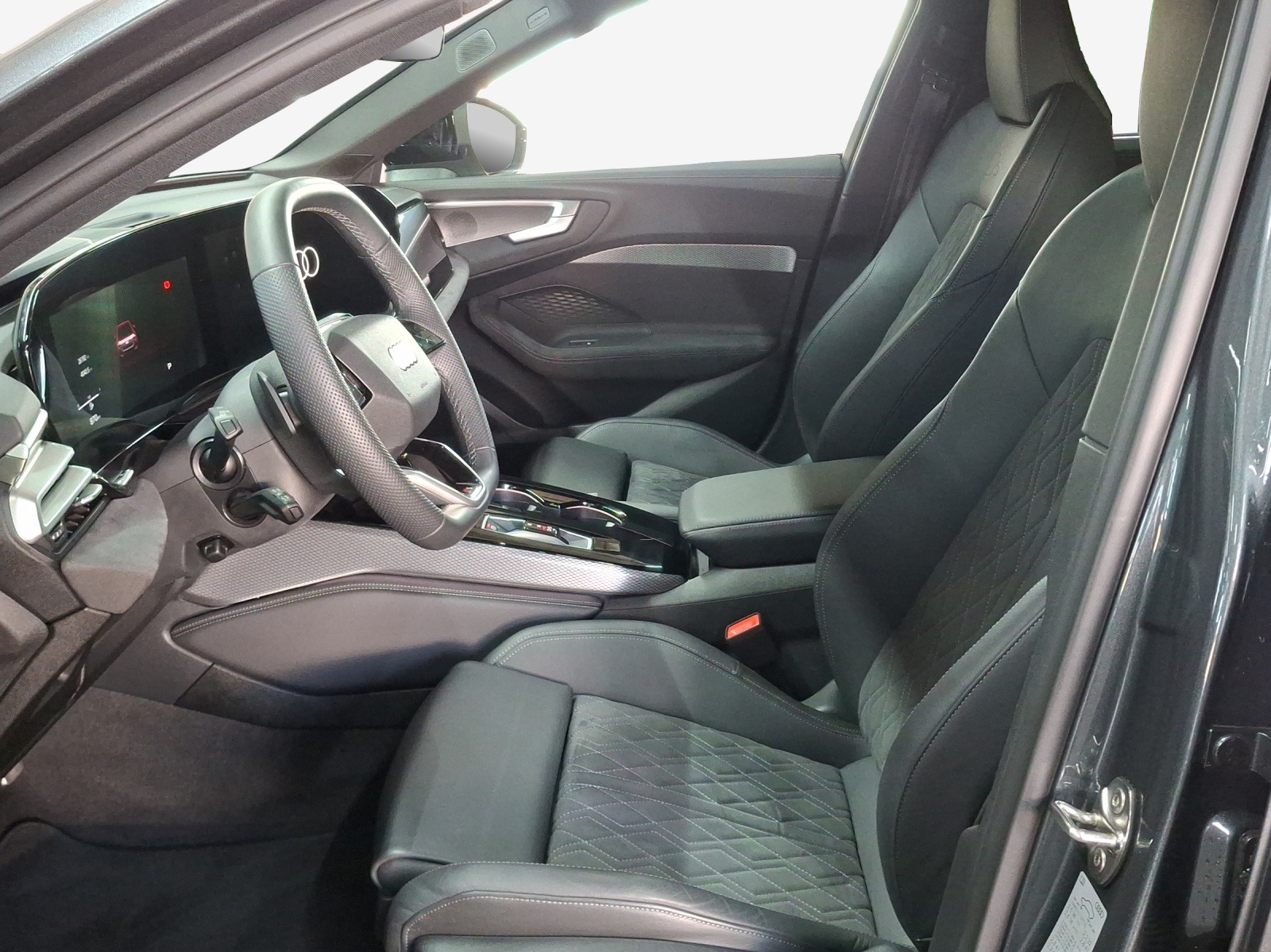 AUDI A5 Avant TDI quattro 150 kW S tronic-image-7