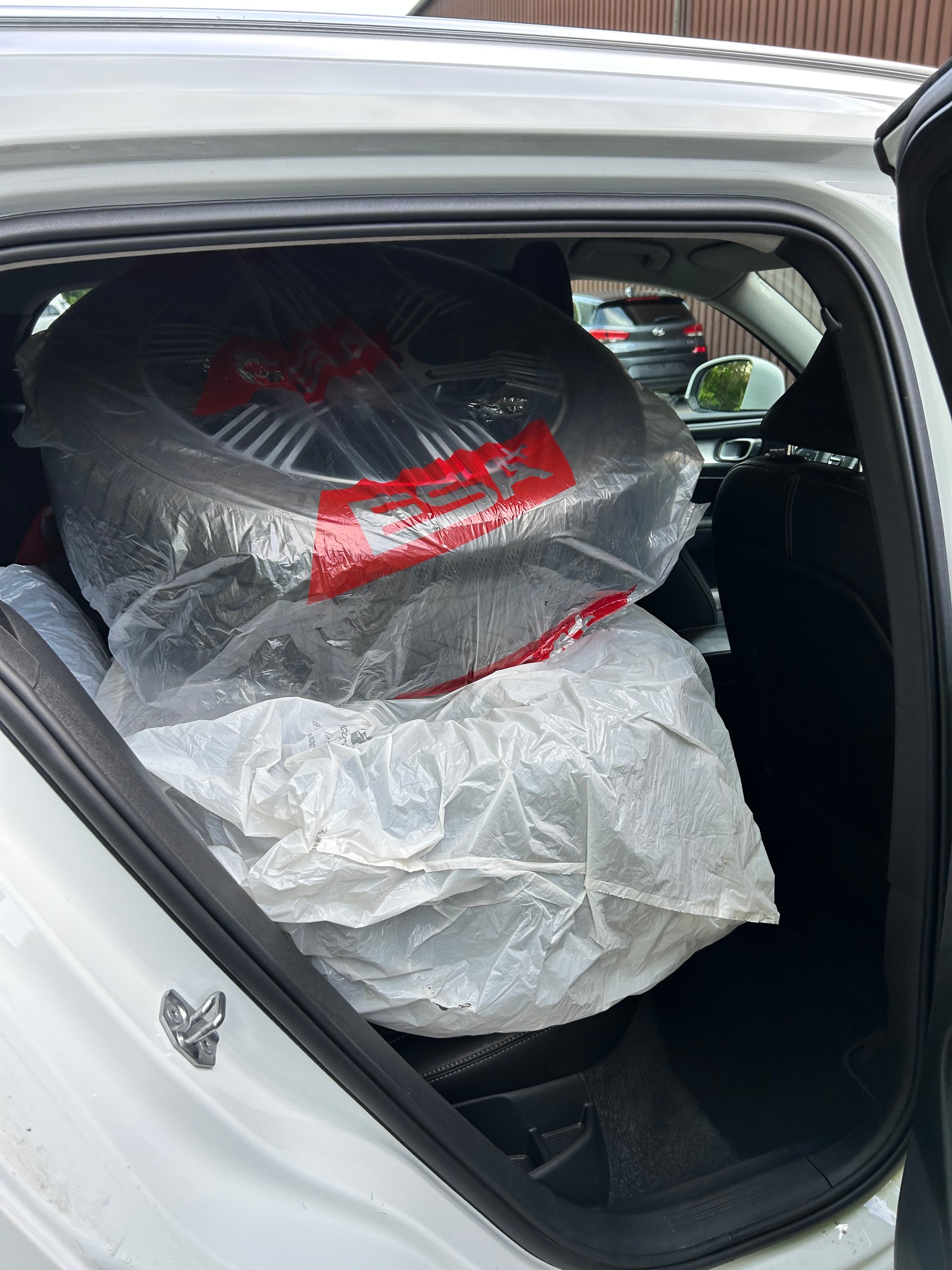 VOLVO XC40 D4 AWD Momentum Geartronic-image-8