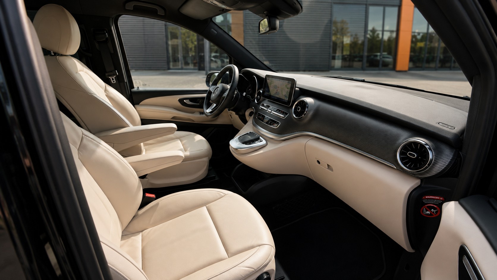 MERCEDES-BENZ V 300 d lang AMG Line Av. 4Matic 9G-Tronic / Pano-Dach + El.-Türen-image-6