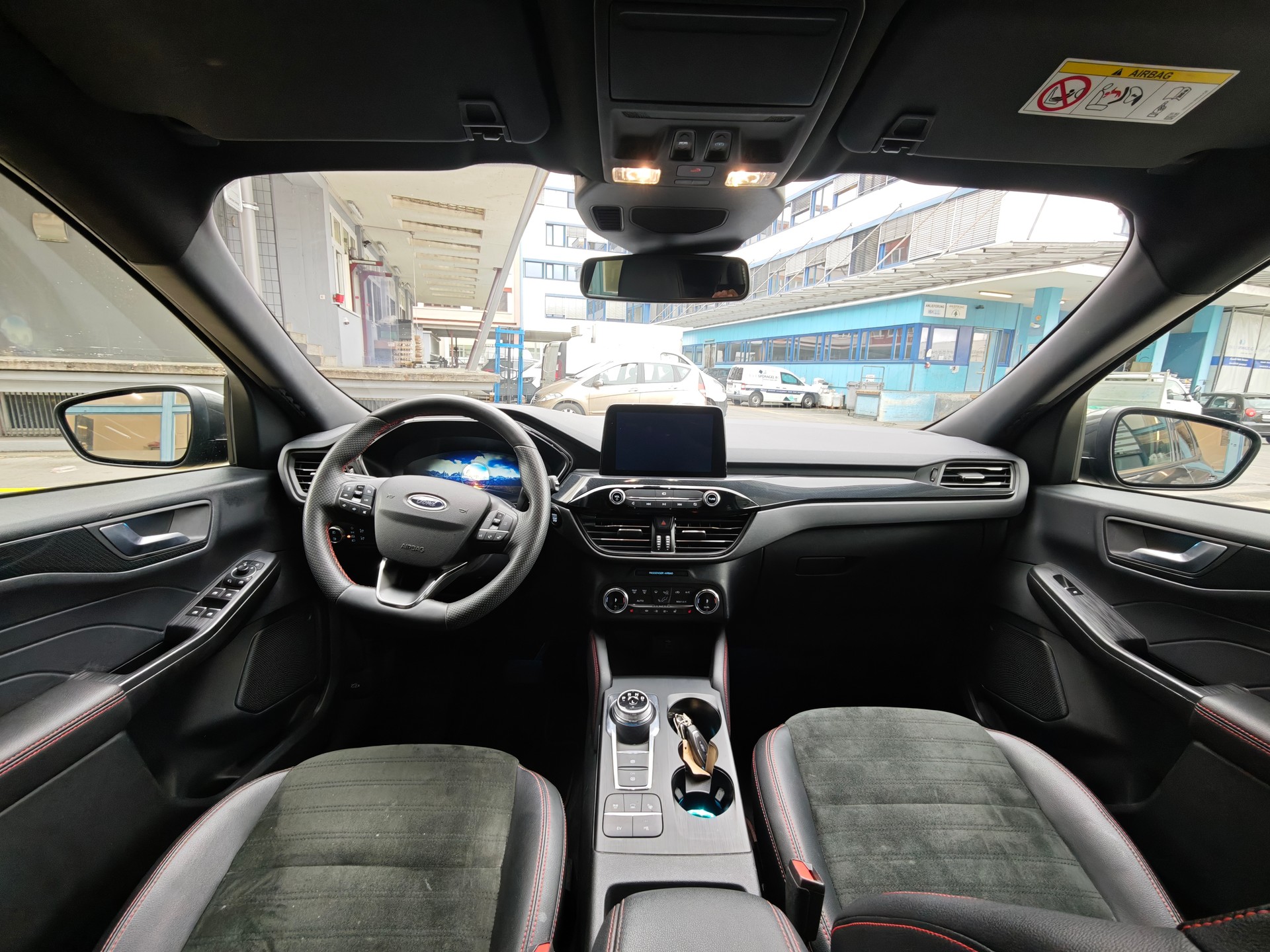FORD Kuga 2.5 PHEV ST-Line X 2WD-image-8