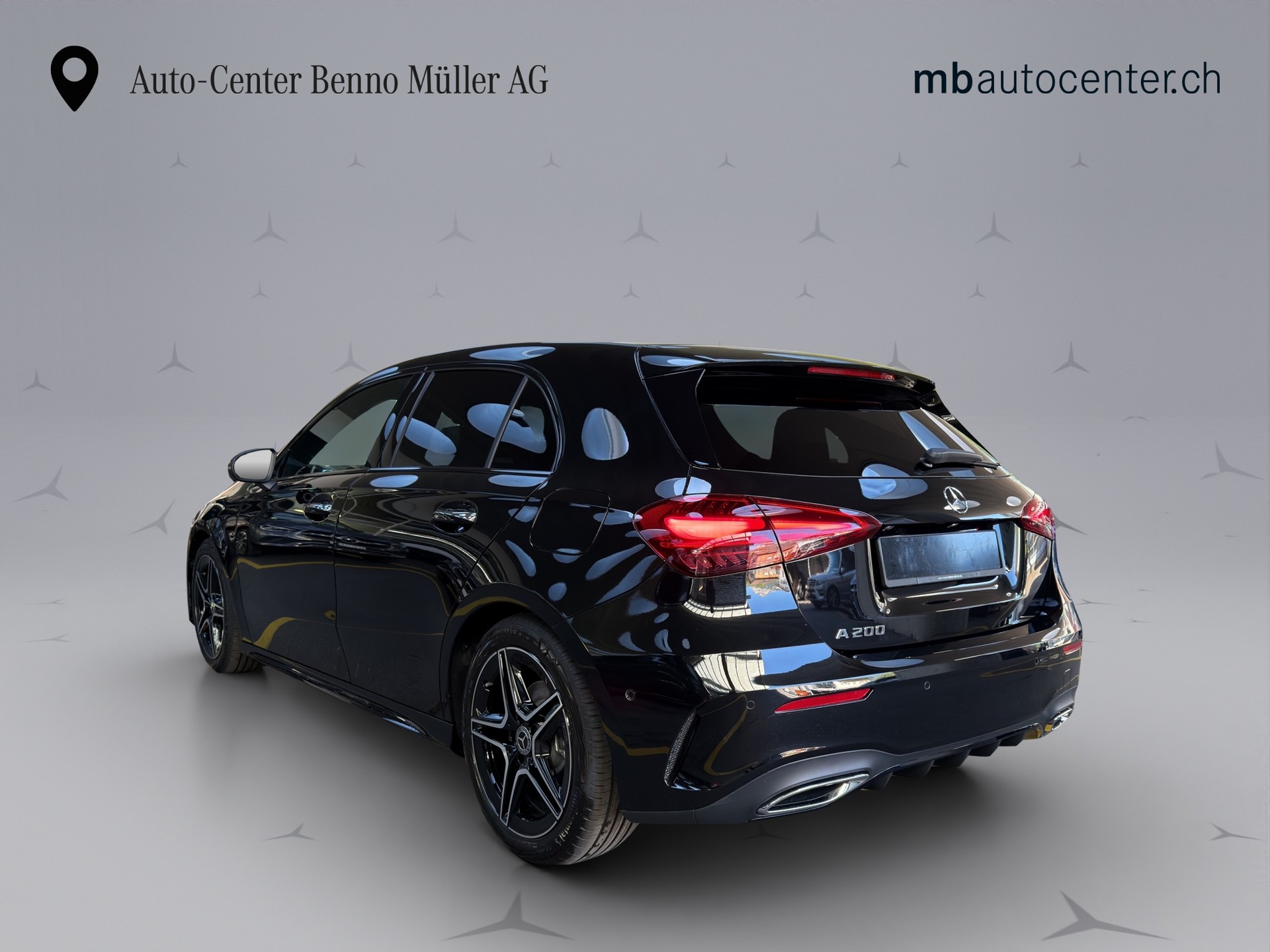MERCEDES-BENZ A 200 Night Star AMG Line-image-3