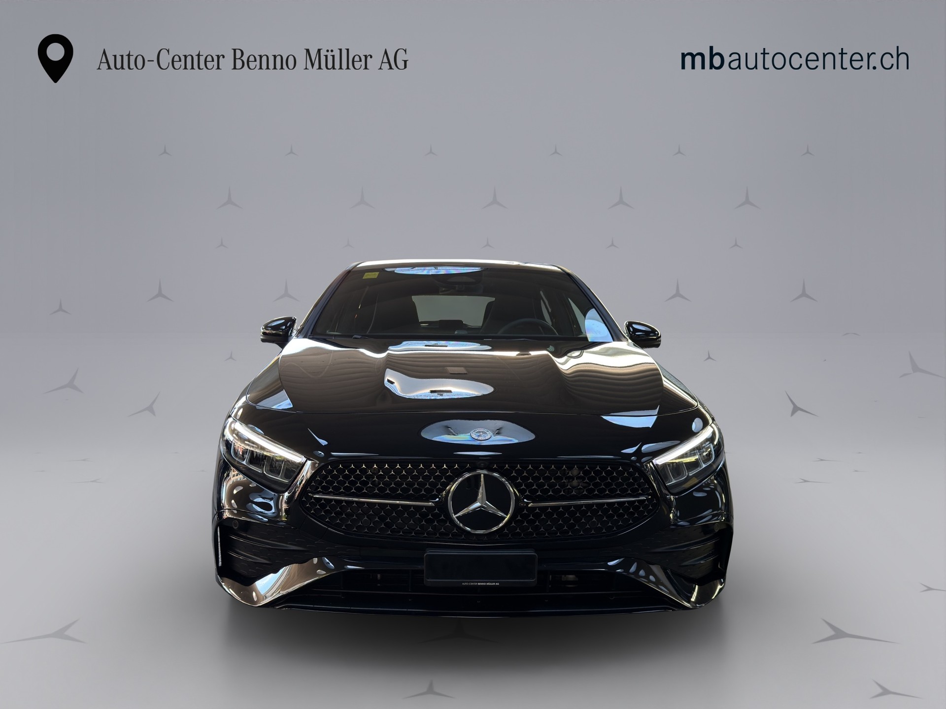 MERCEDES-BENZ A 200 Night Star AMG Line-image-8