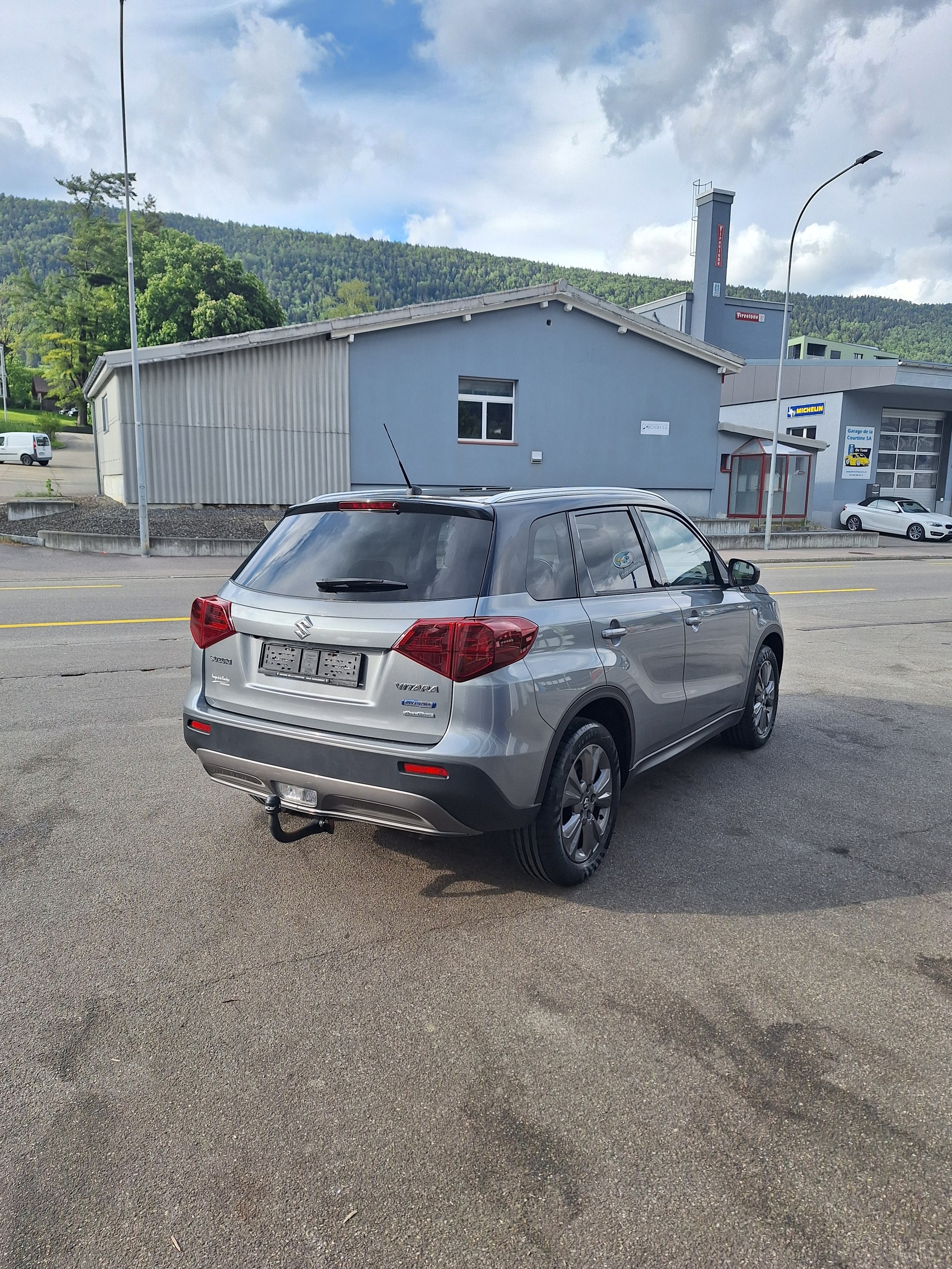 SUZUKI Vitara 1.4 Boosterjet Compact + Hybrid-image-2