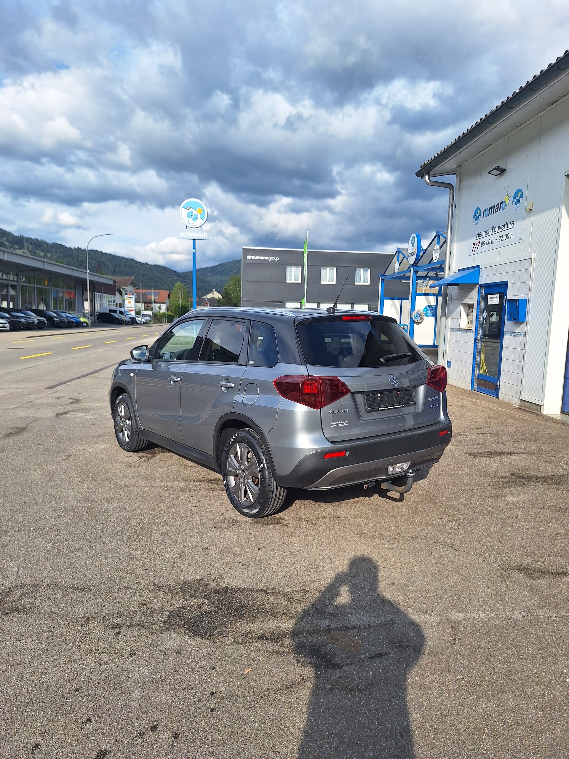 SUZUKI Vitara 1.4 Boosterjet Compact + Hybrid-image-3