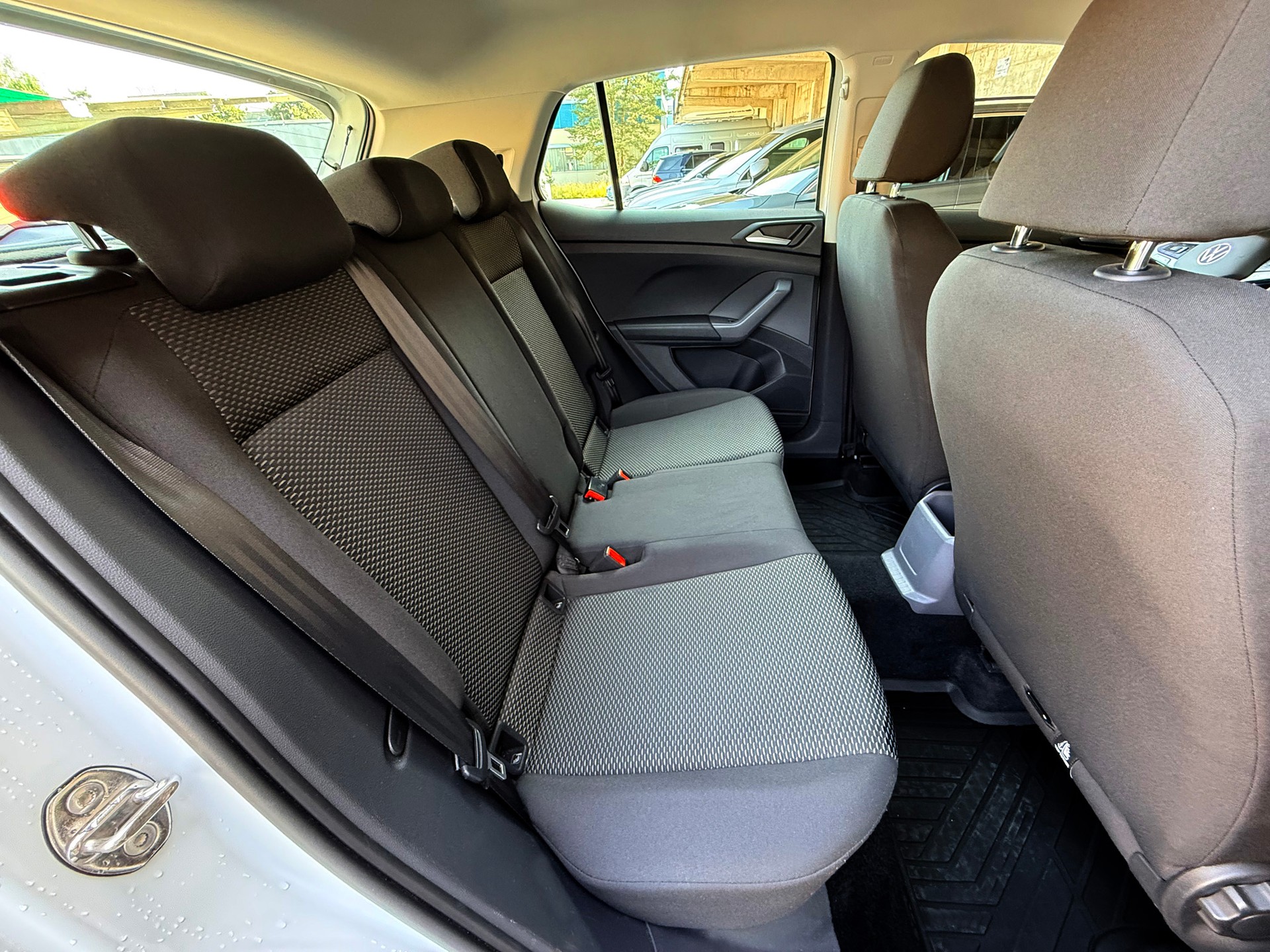 VW T-Cross 1.0 TSI Life-image-20