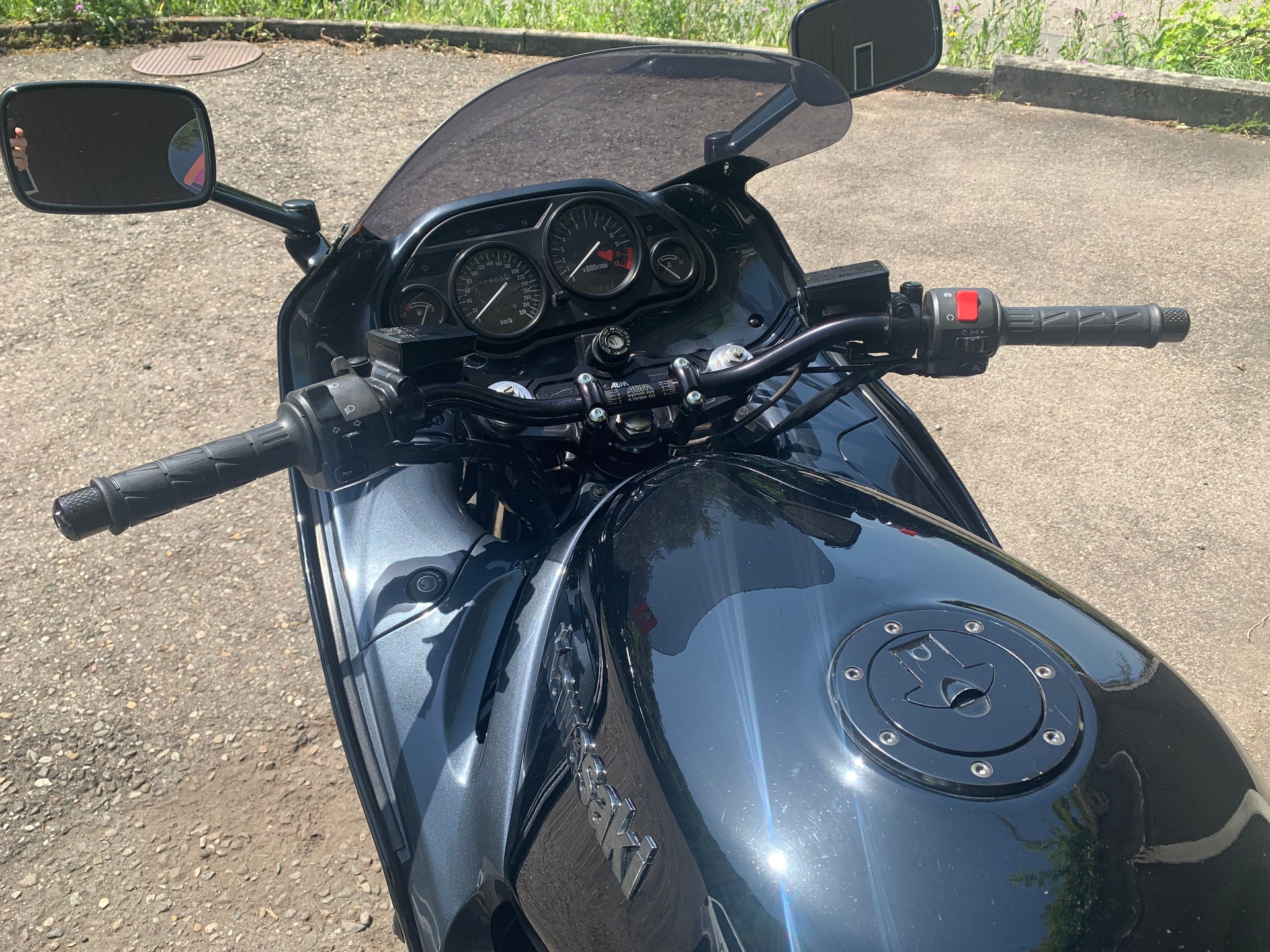 KAWASAKI ZZ-R 1100-image-4