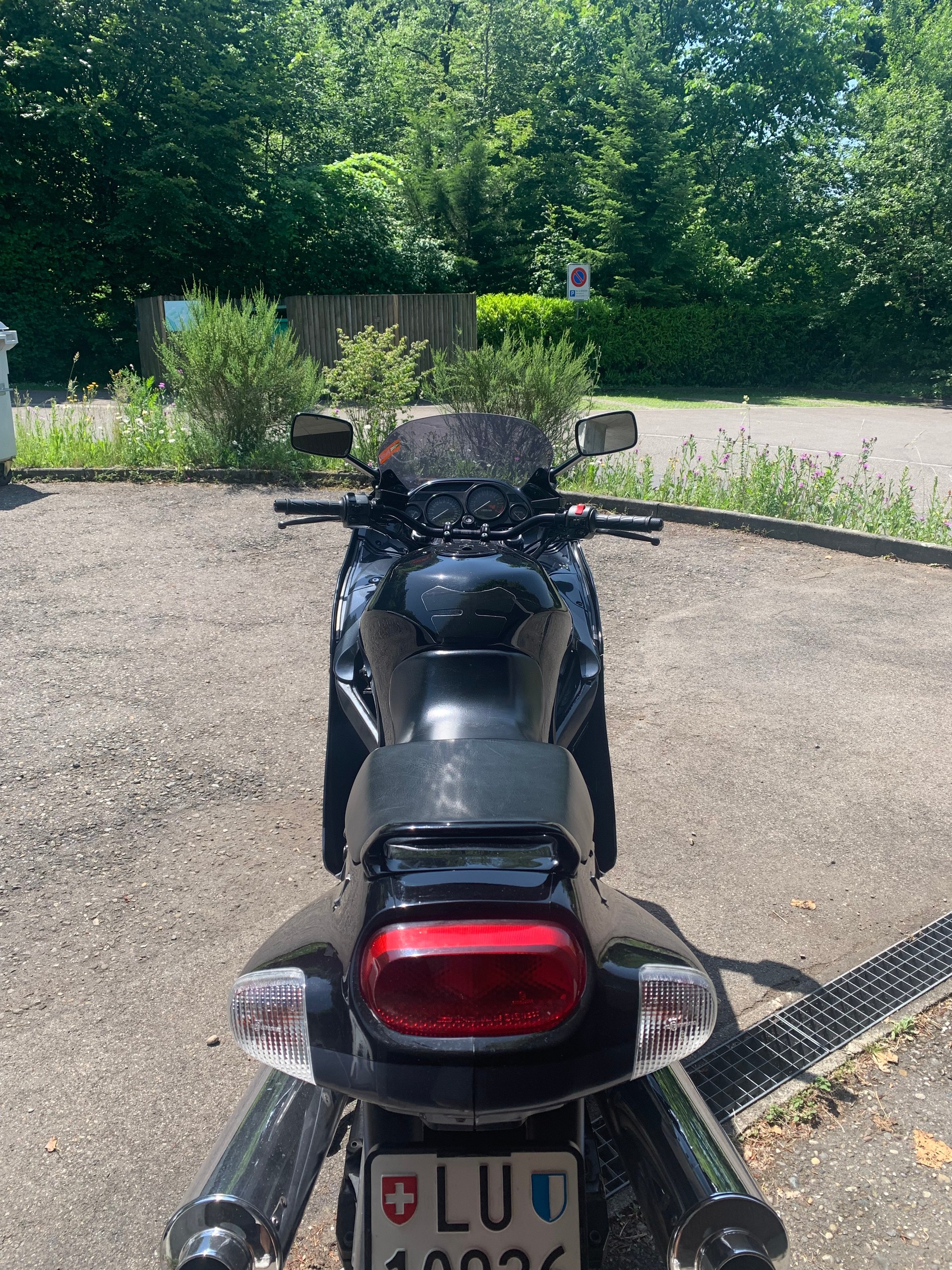 KAWASAKI ZZ-R 1100-image-5